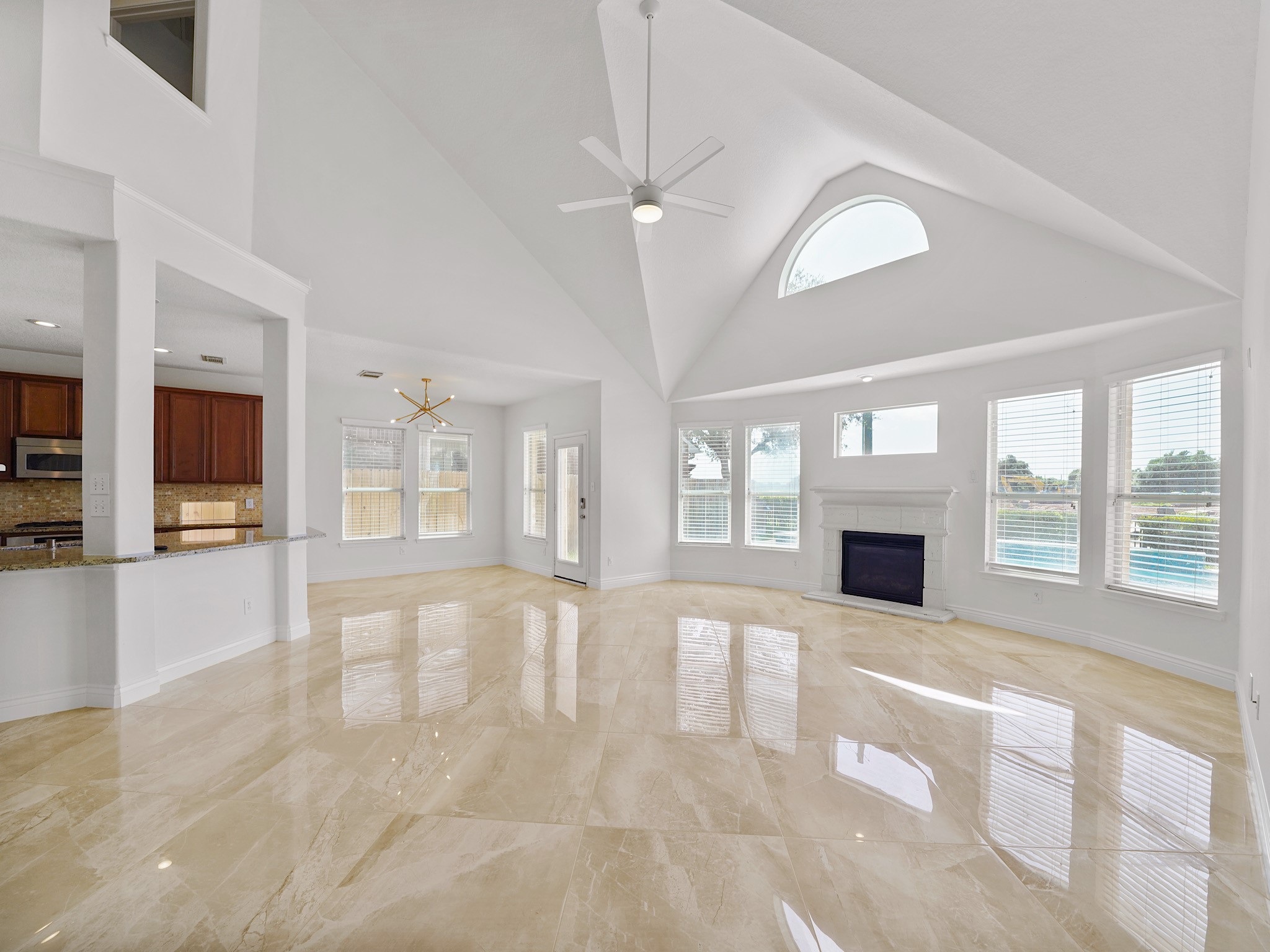 5611 Horseshoe Falls Property Photo 3