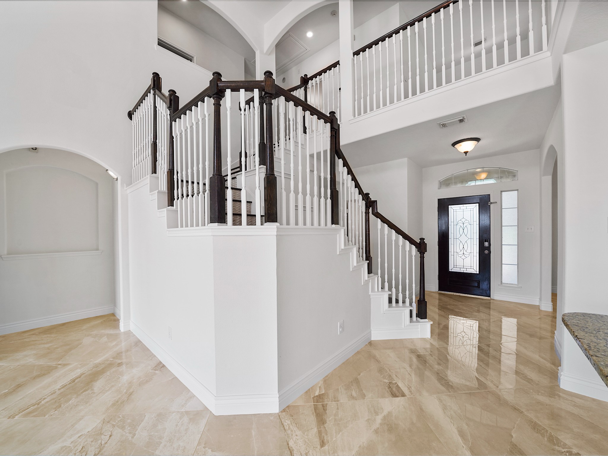 5611 Horseshoe Falls Property Photo 4