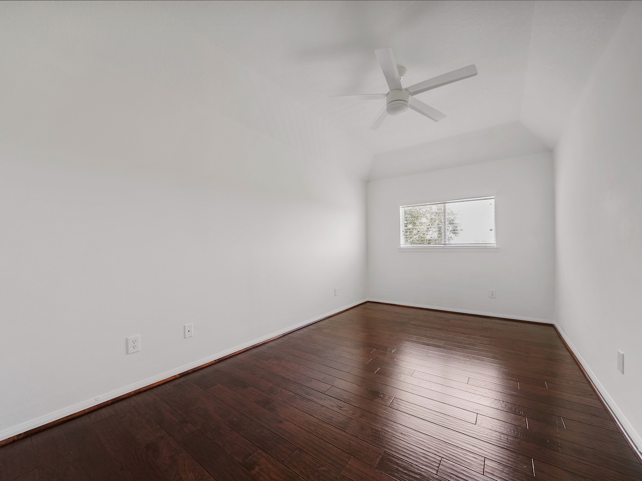 5611 Horseshoe Falls Property Photo 28