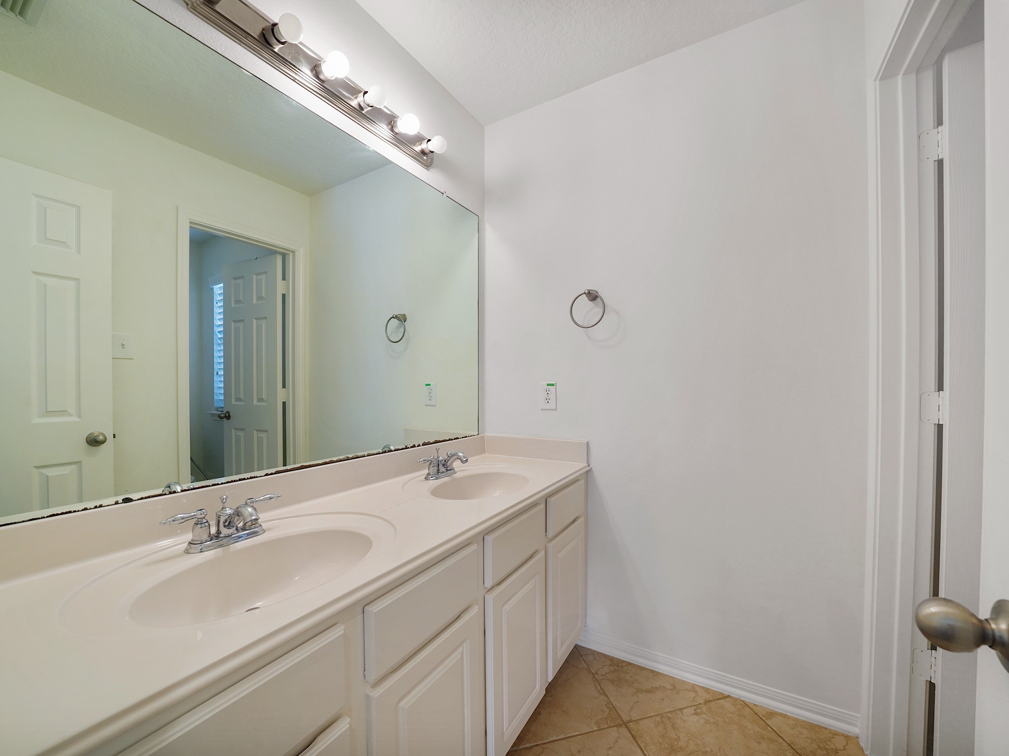5611 Horseshoe Falls Property Photo 32