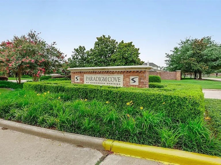 5611 Horseshoe Falls Property Photo 38