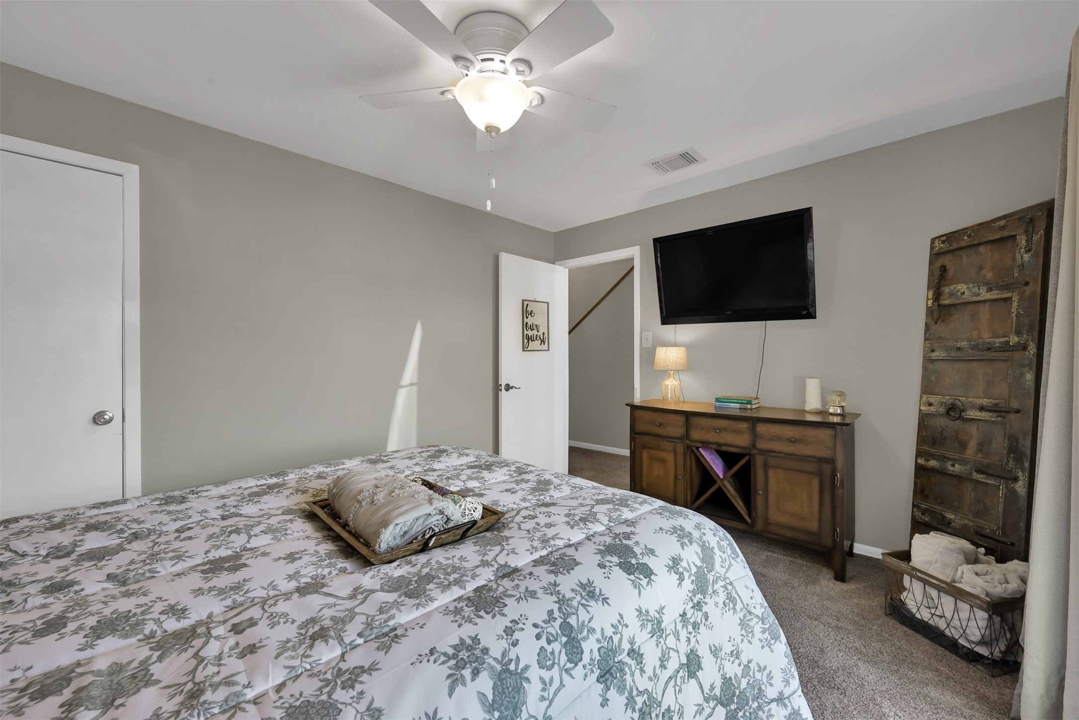 10496 Summit Drive Property Photo 19