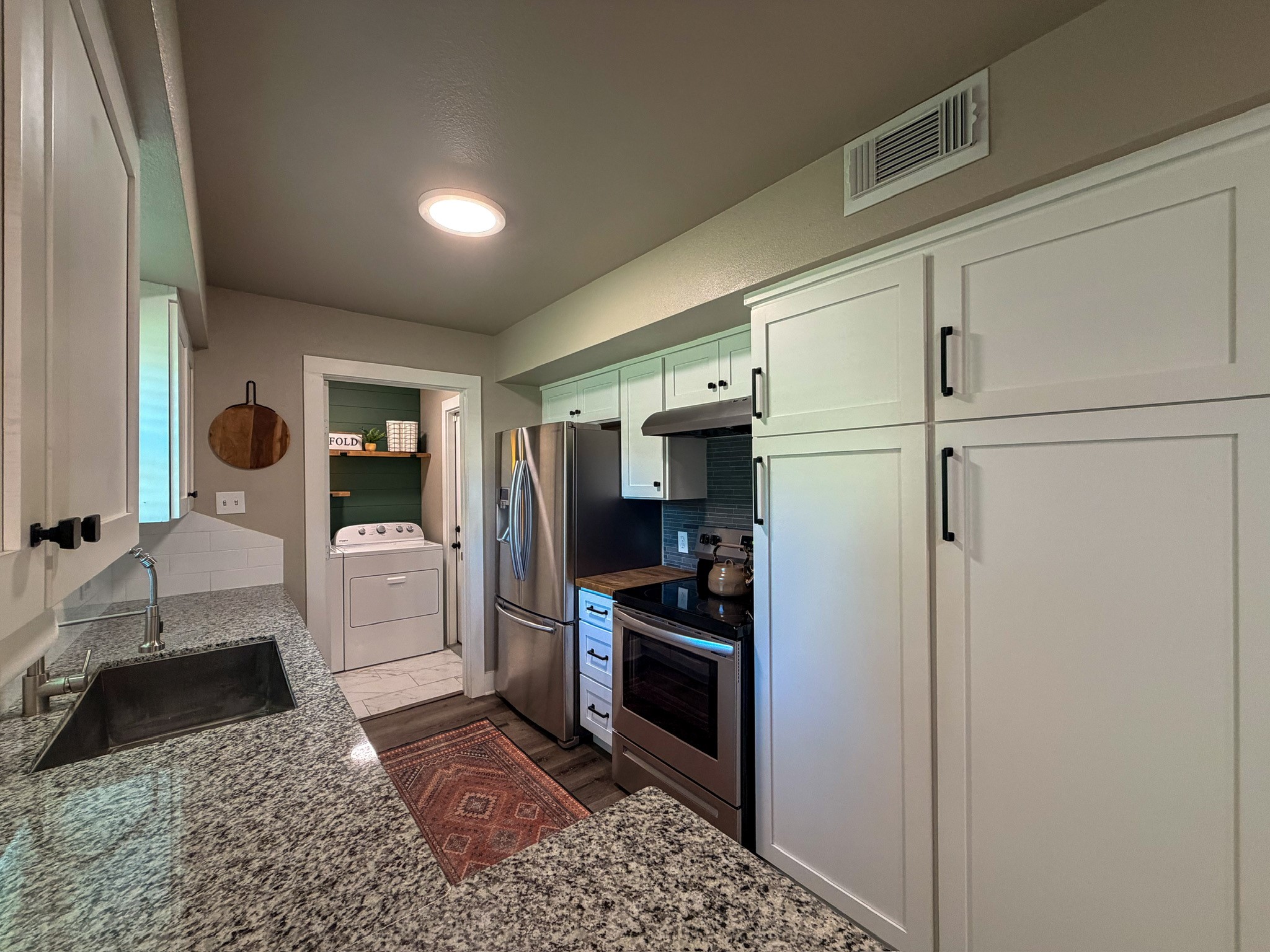 704 Briargrove Drive Property Photo 8