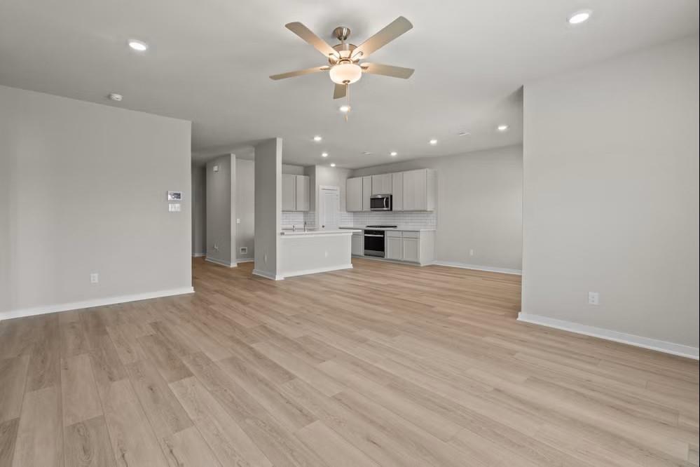 1029 Arbor Village Lane Property Photo 3