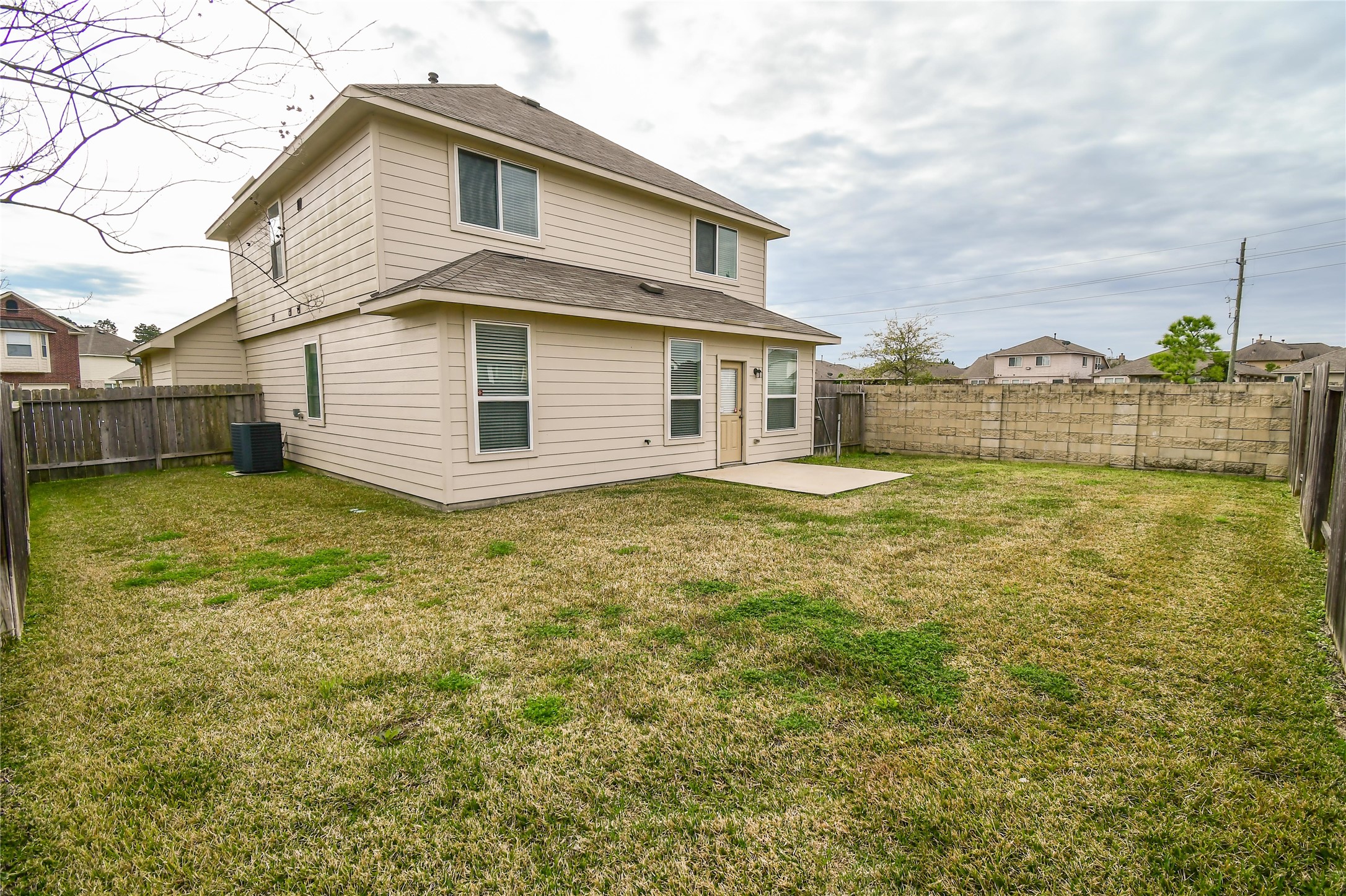 30507 Ginger Trace Drive Property Photo 3