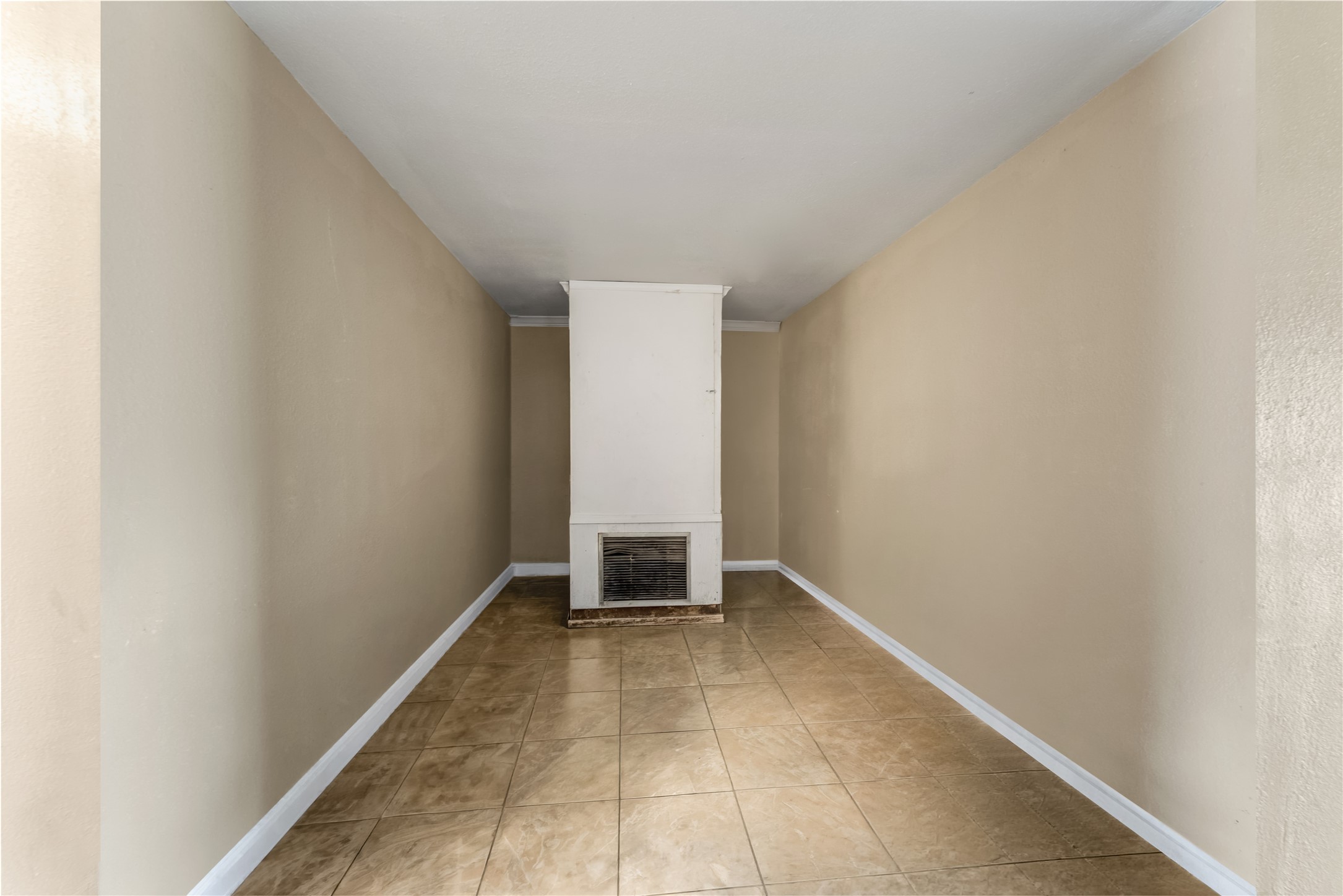 518 Westbrook Drive 1 Property Photo 8