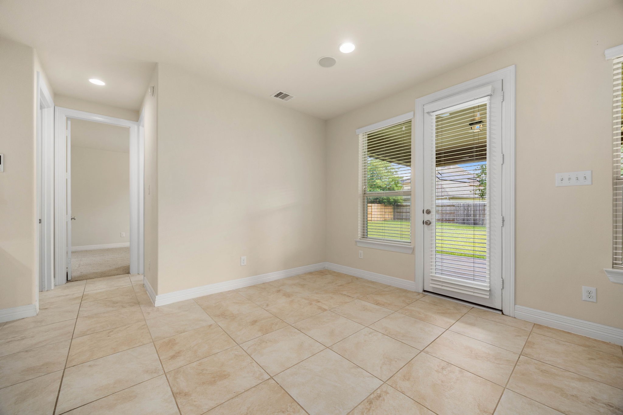 26306 Sunny Springs Lane Property Photo 15