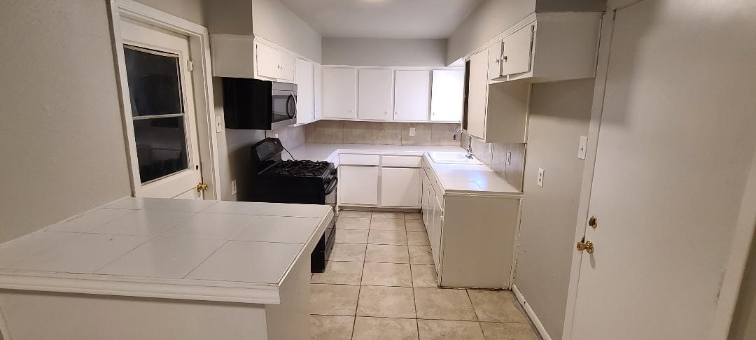 5615 Simsdale Street Property Photo 8