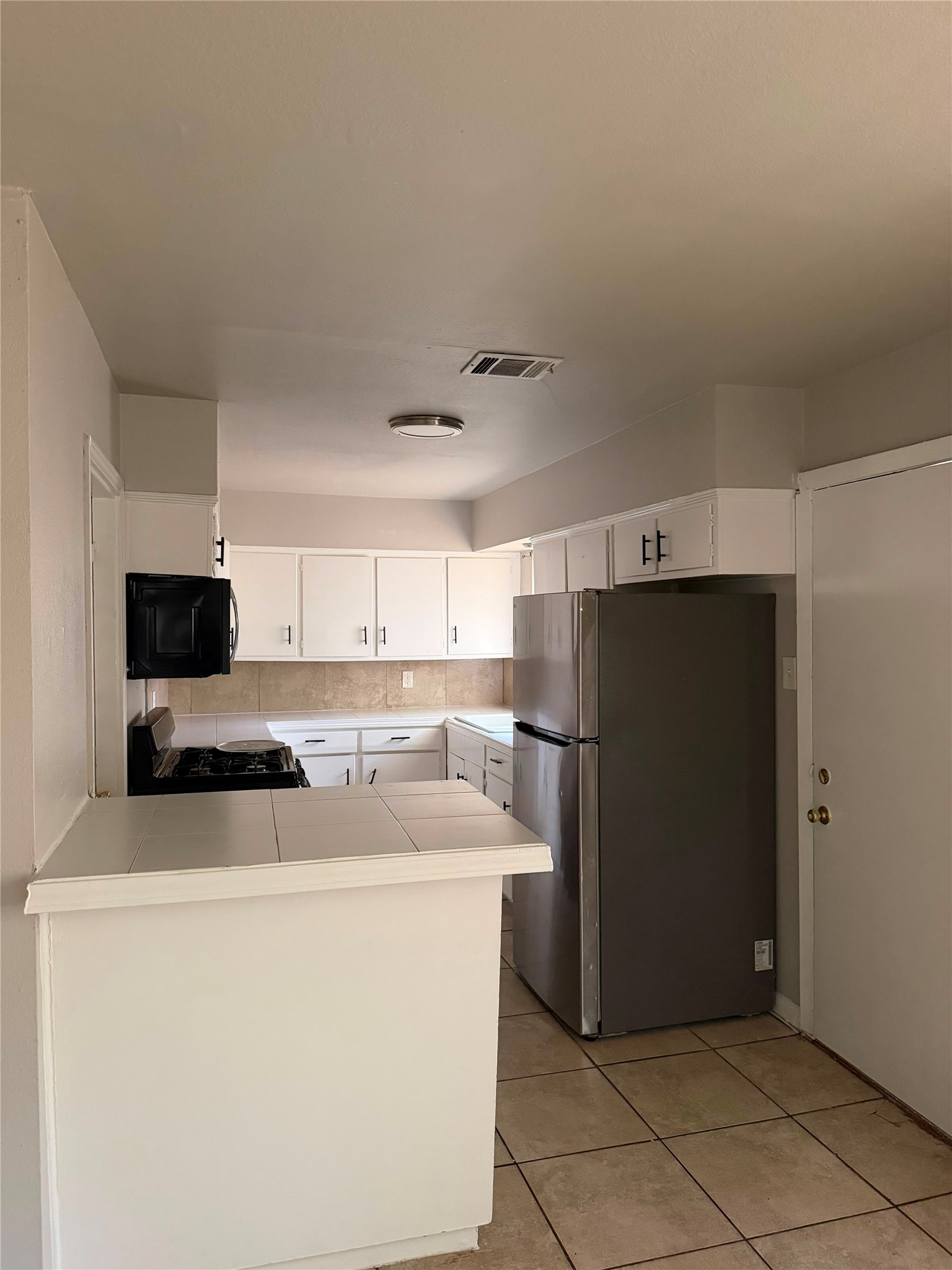 5615 Simsdale Street Property Photo 10