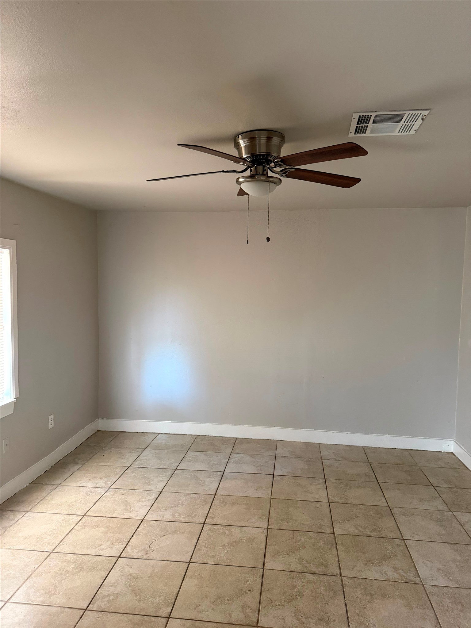 5615 Simsdale Street Property Photo 19