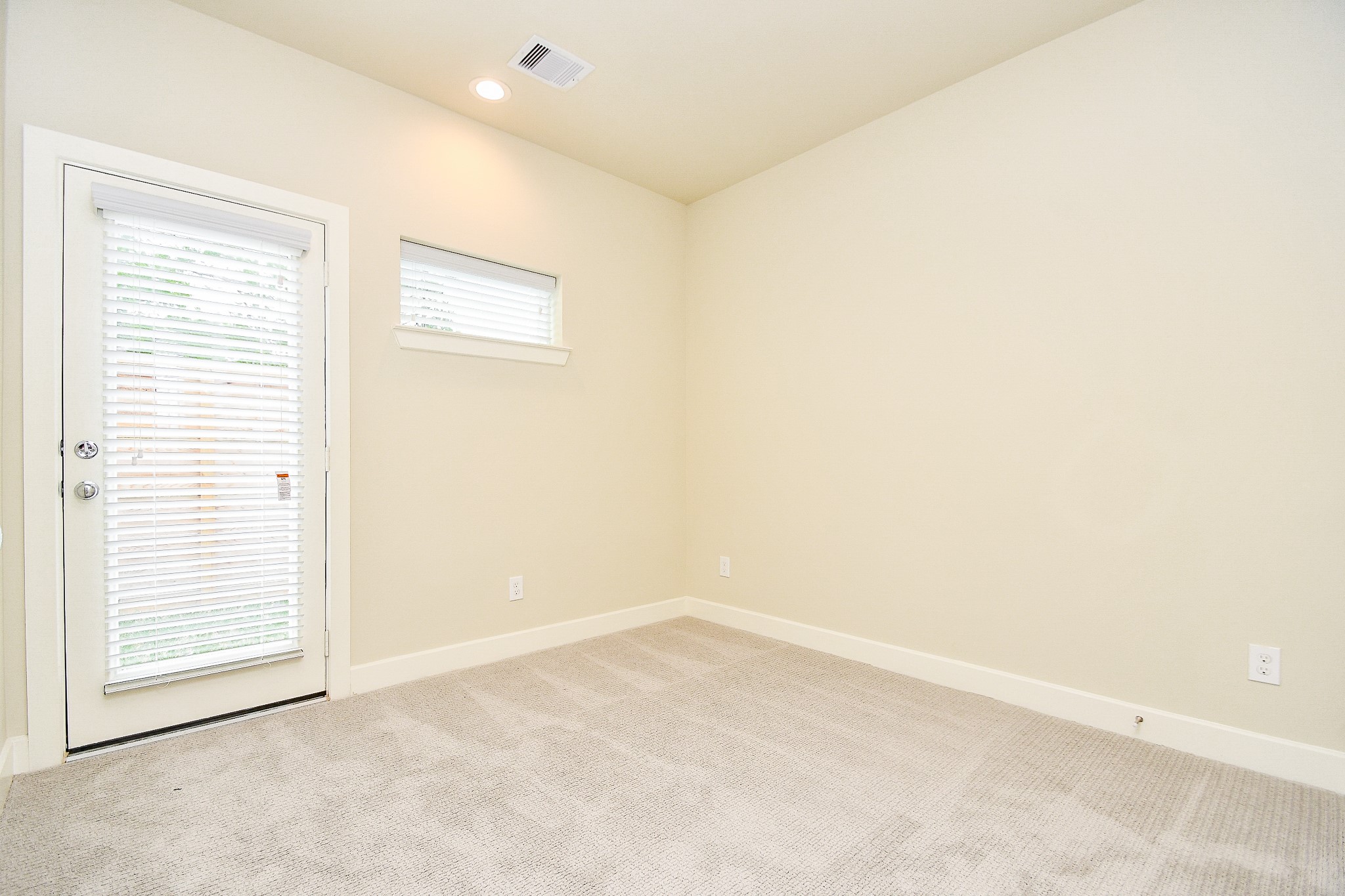 2307 Warhol Way Property Photo 10