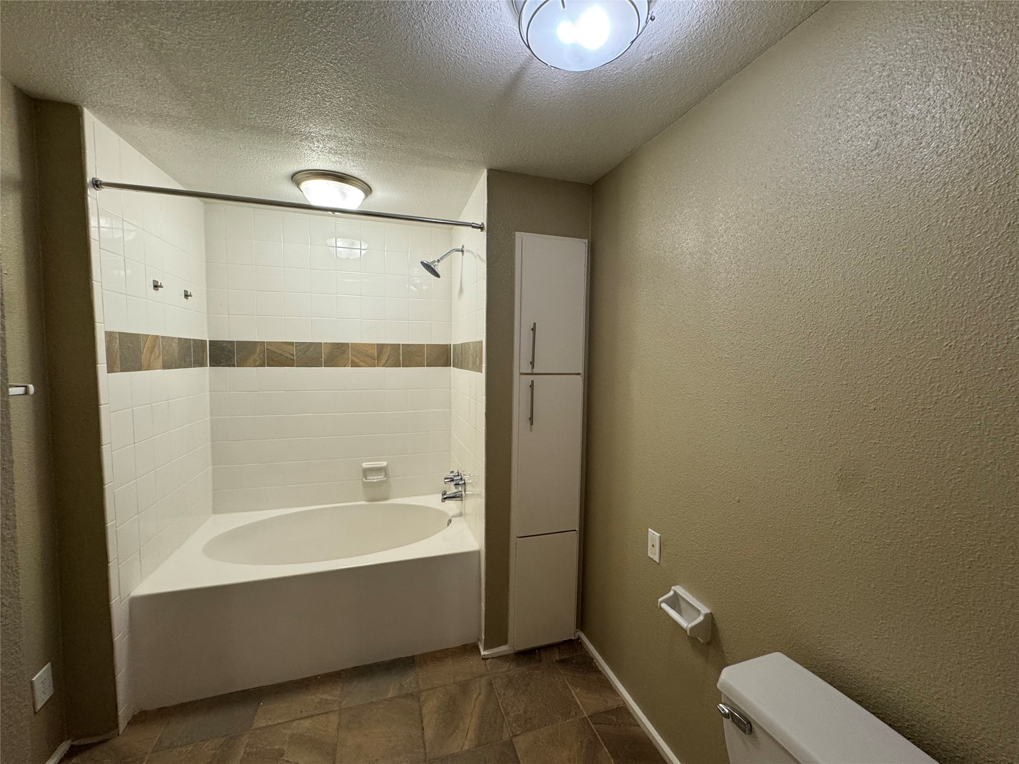 10220 Memorial Drive L155 Property Photo 15