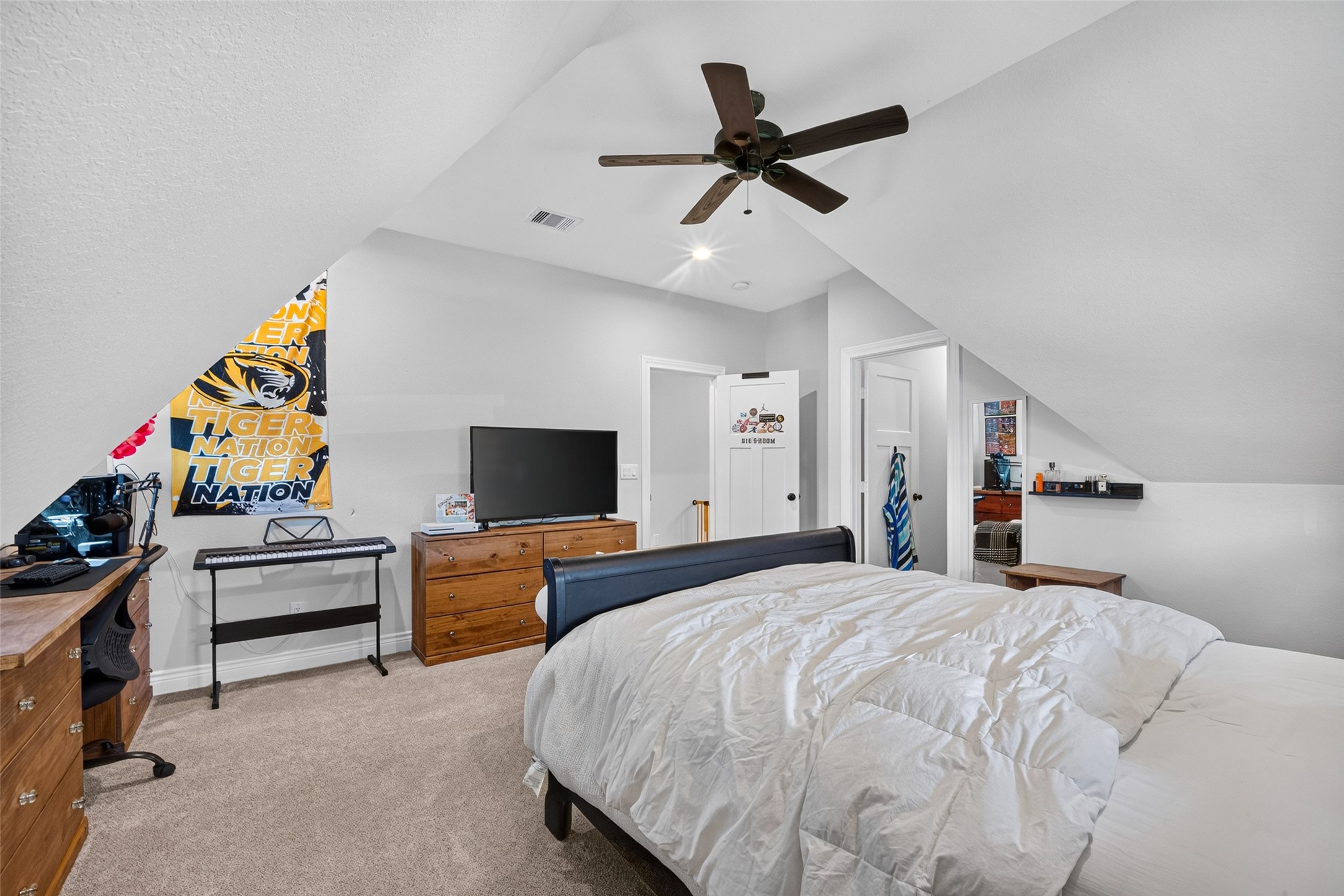 107.5 Shirleen Drive Property Photo 24