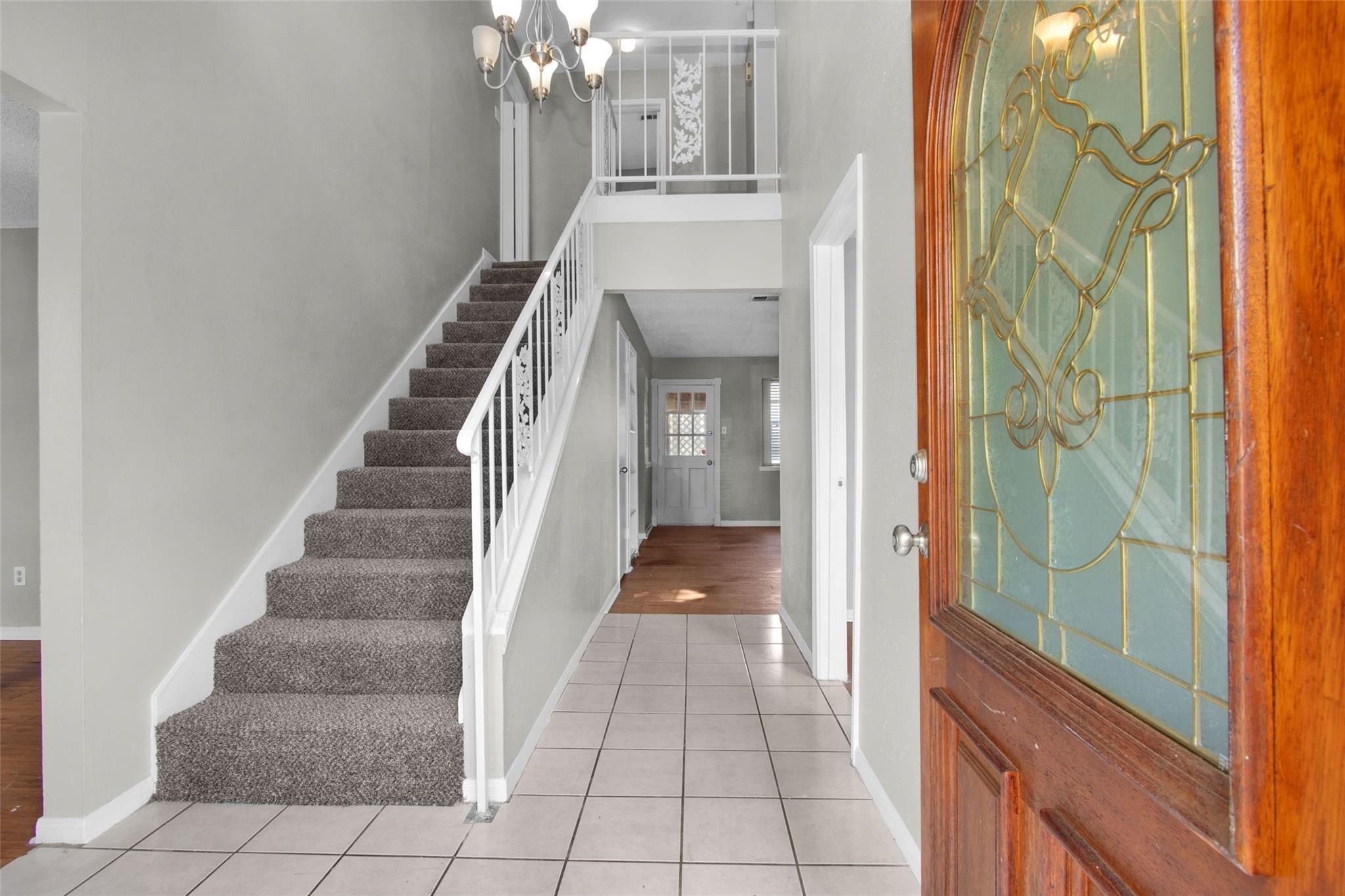 7003 Fox Knoll Lane Property Photo 4