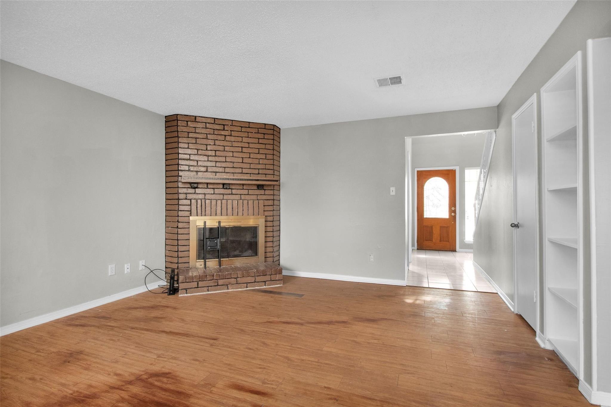 7003 Fox Knoll Lane Property Photo 8