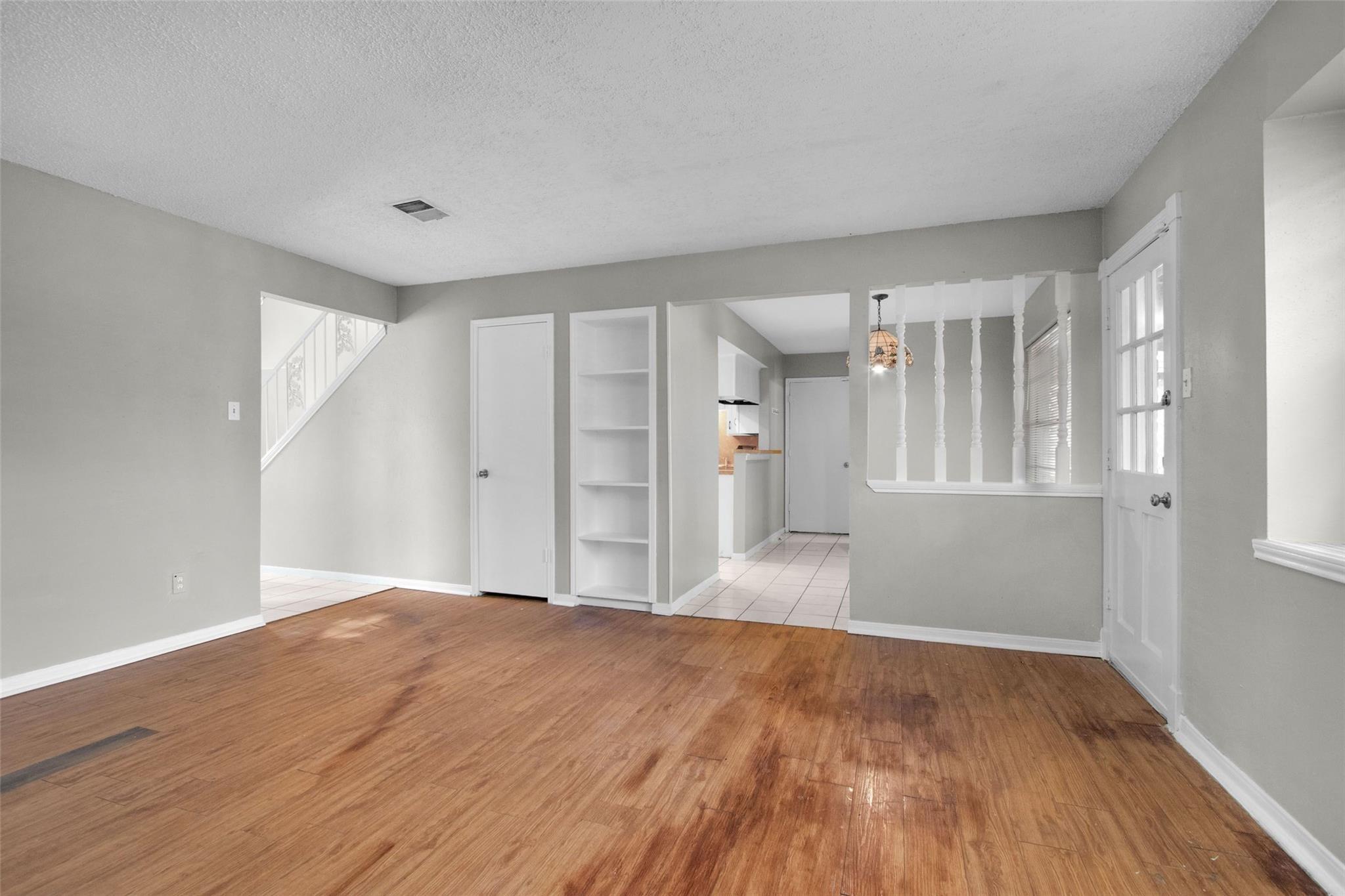 7003 Fox Knoll Lane Property Photo 11