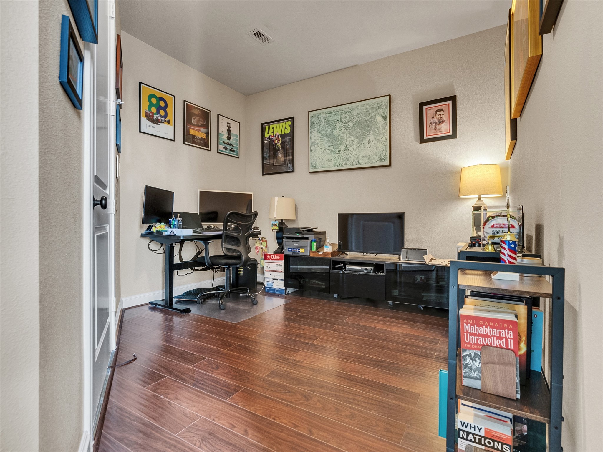 1877 Dart Street Property Photo 10