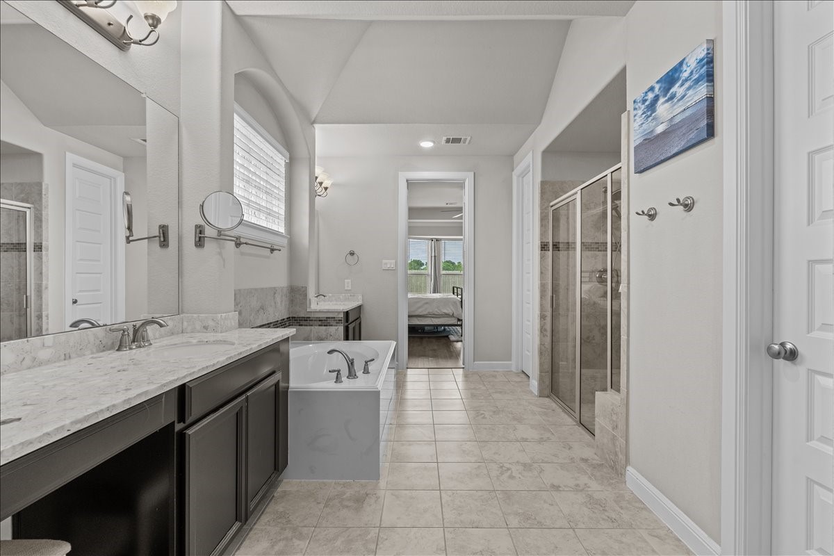 2419 Trocadero Lane Property Photo 31