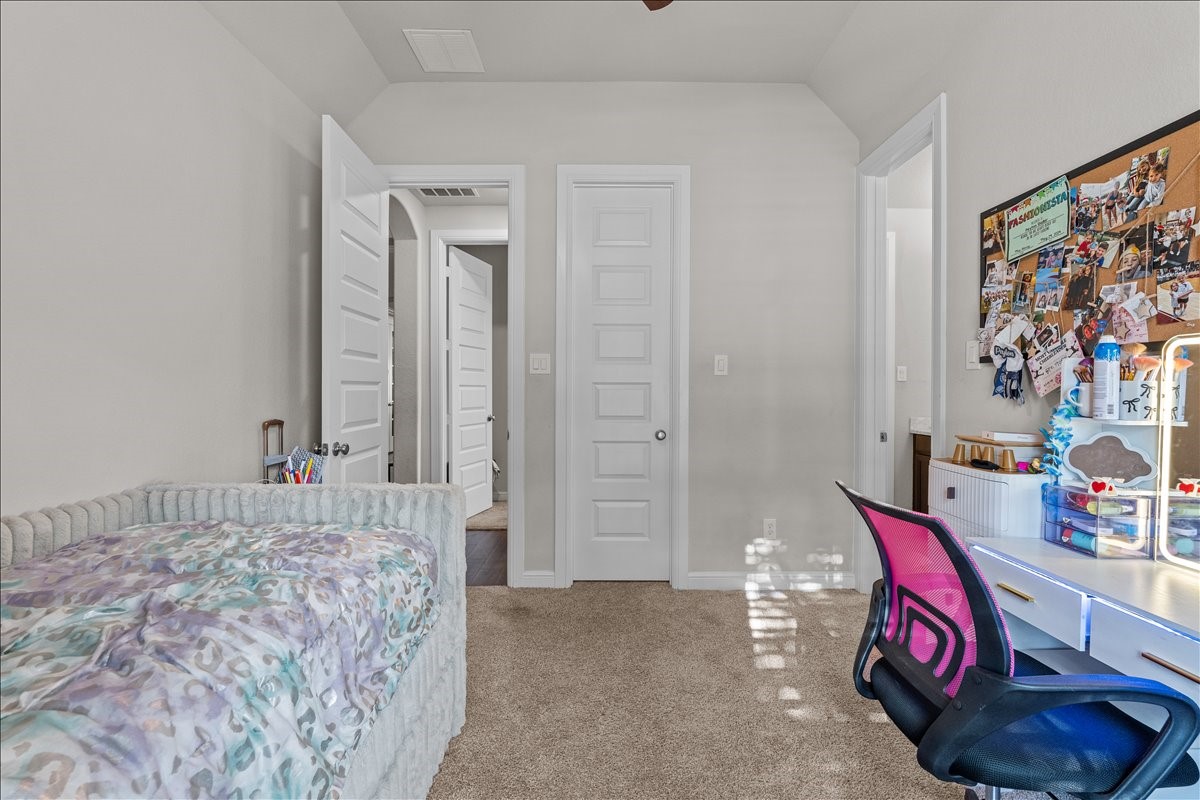 2419 Trocadero Lane Property Photo 37