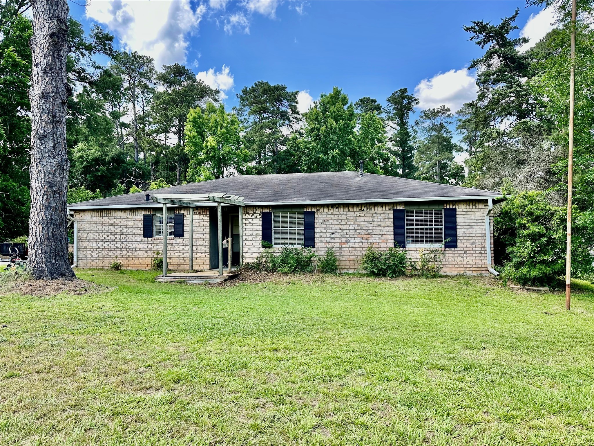 506 N Pine Street Property Photo 1