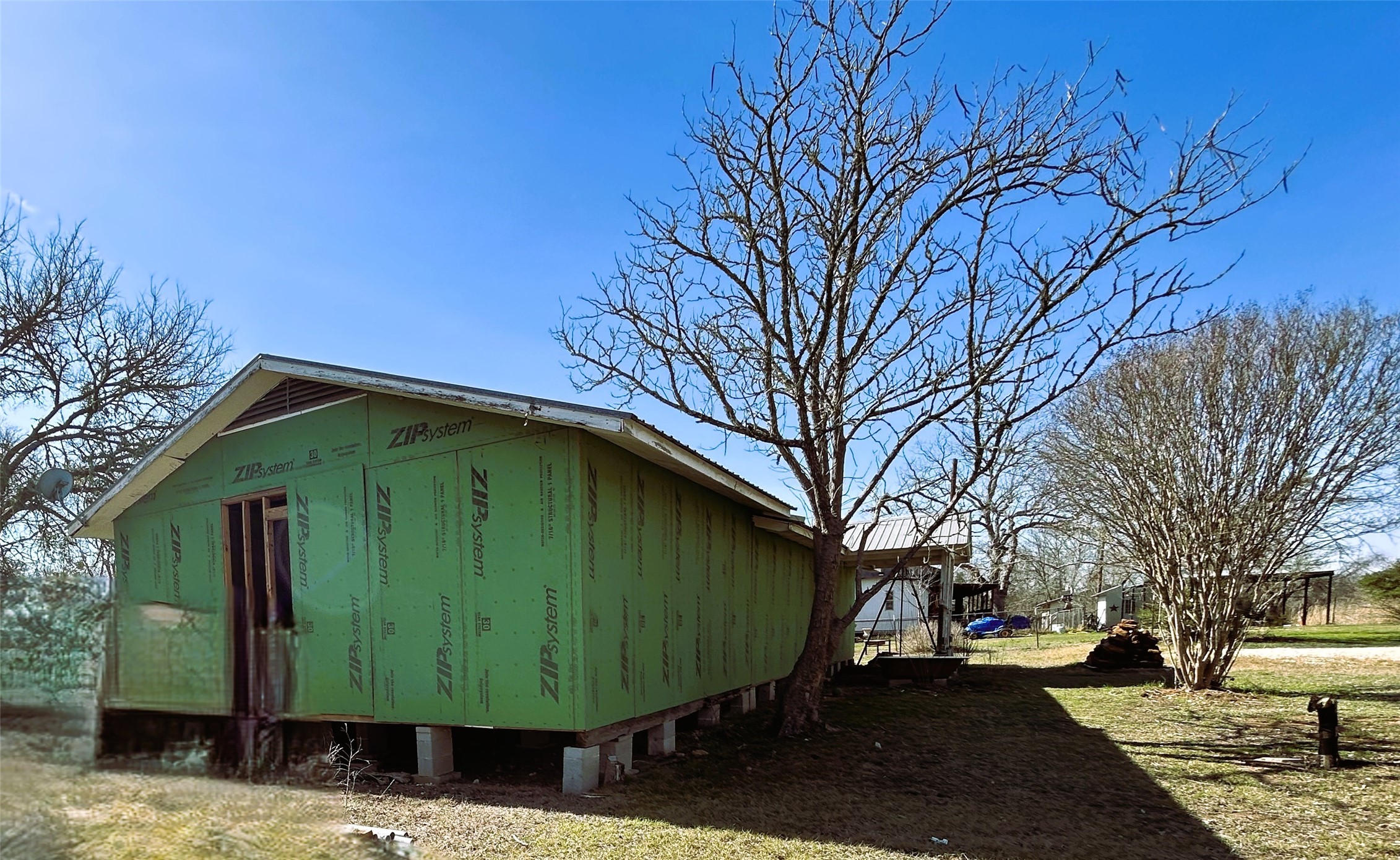 2175 Old Highway 20 Property Photo 6