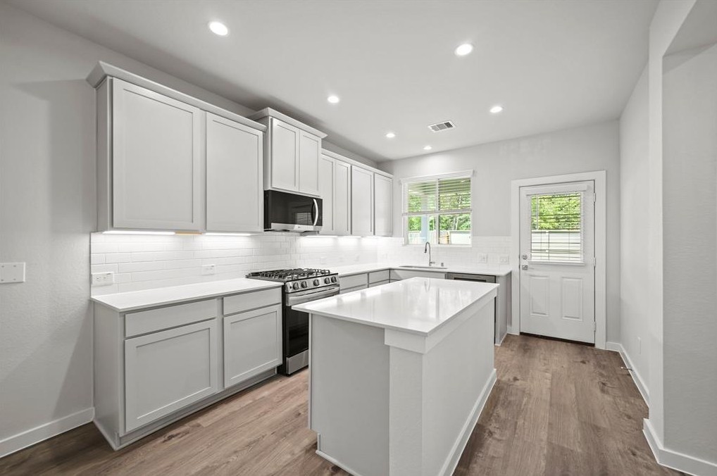 15467 Park Perch Place Property Photo 2