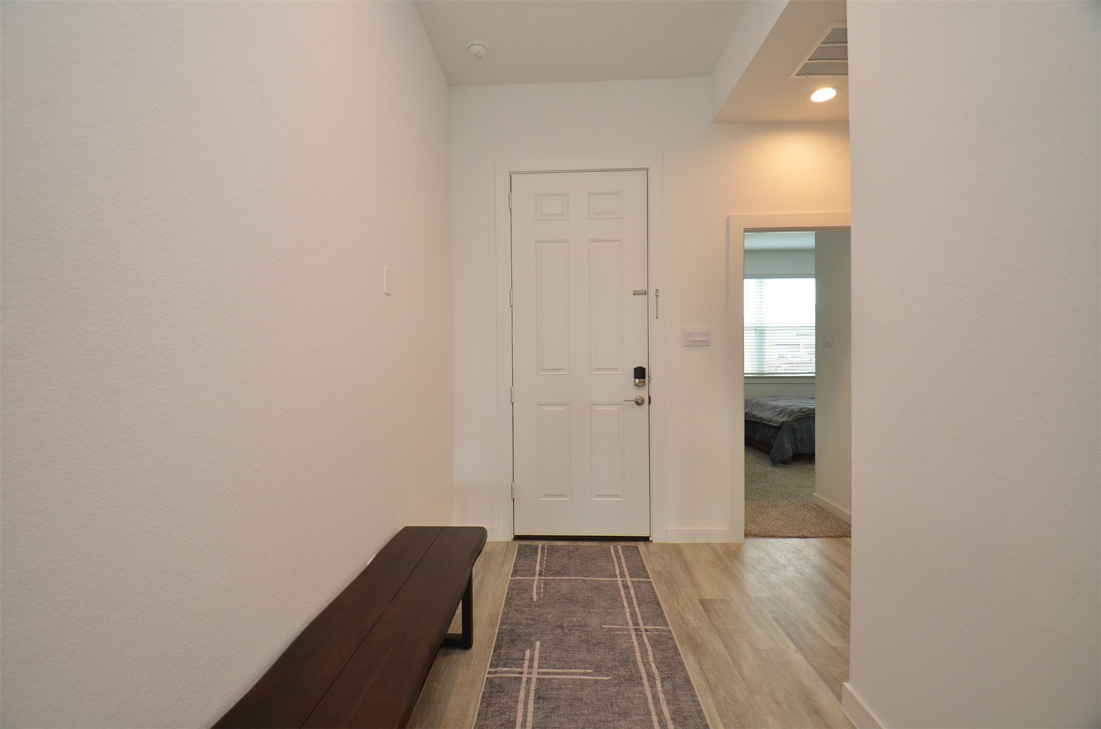 1696 Daylight Lake Drive Property Photo 3