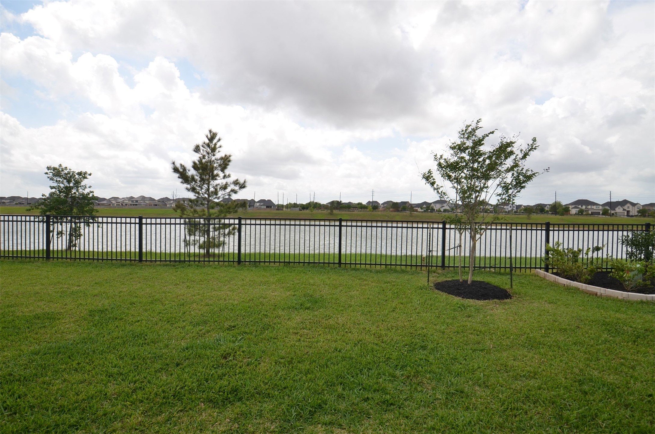 1696 Daylight Lake Drive Property Photo 32
