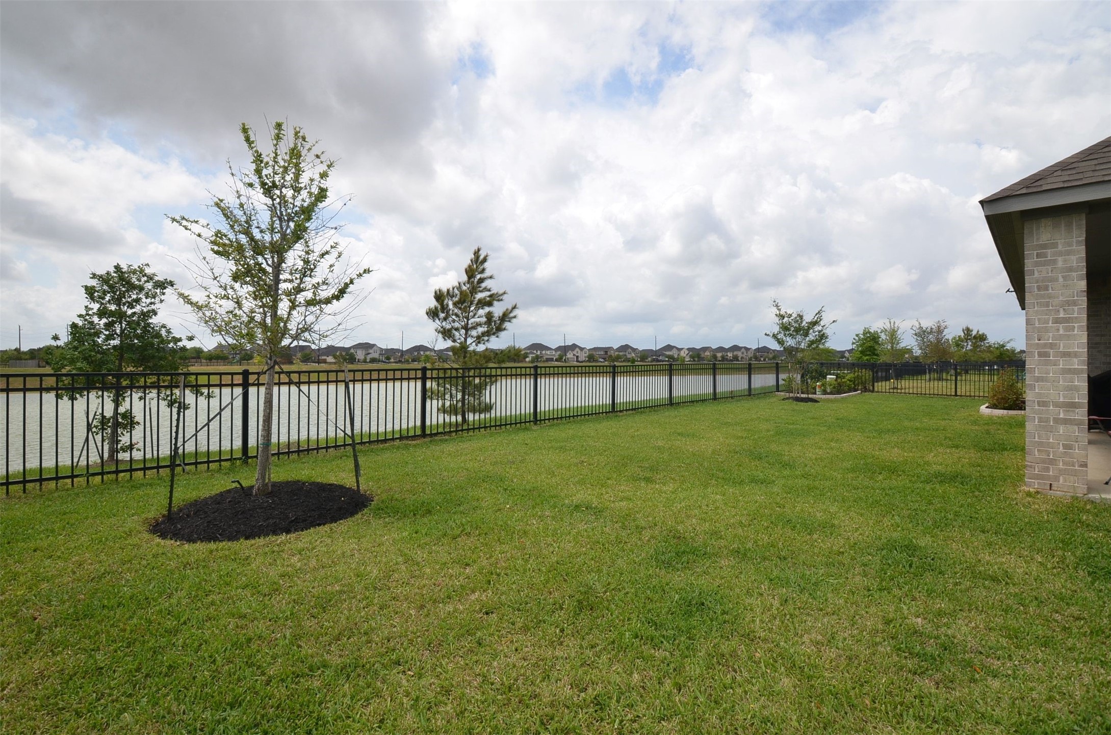 1696 Daylight Lake Drive Property Photo 33