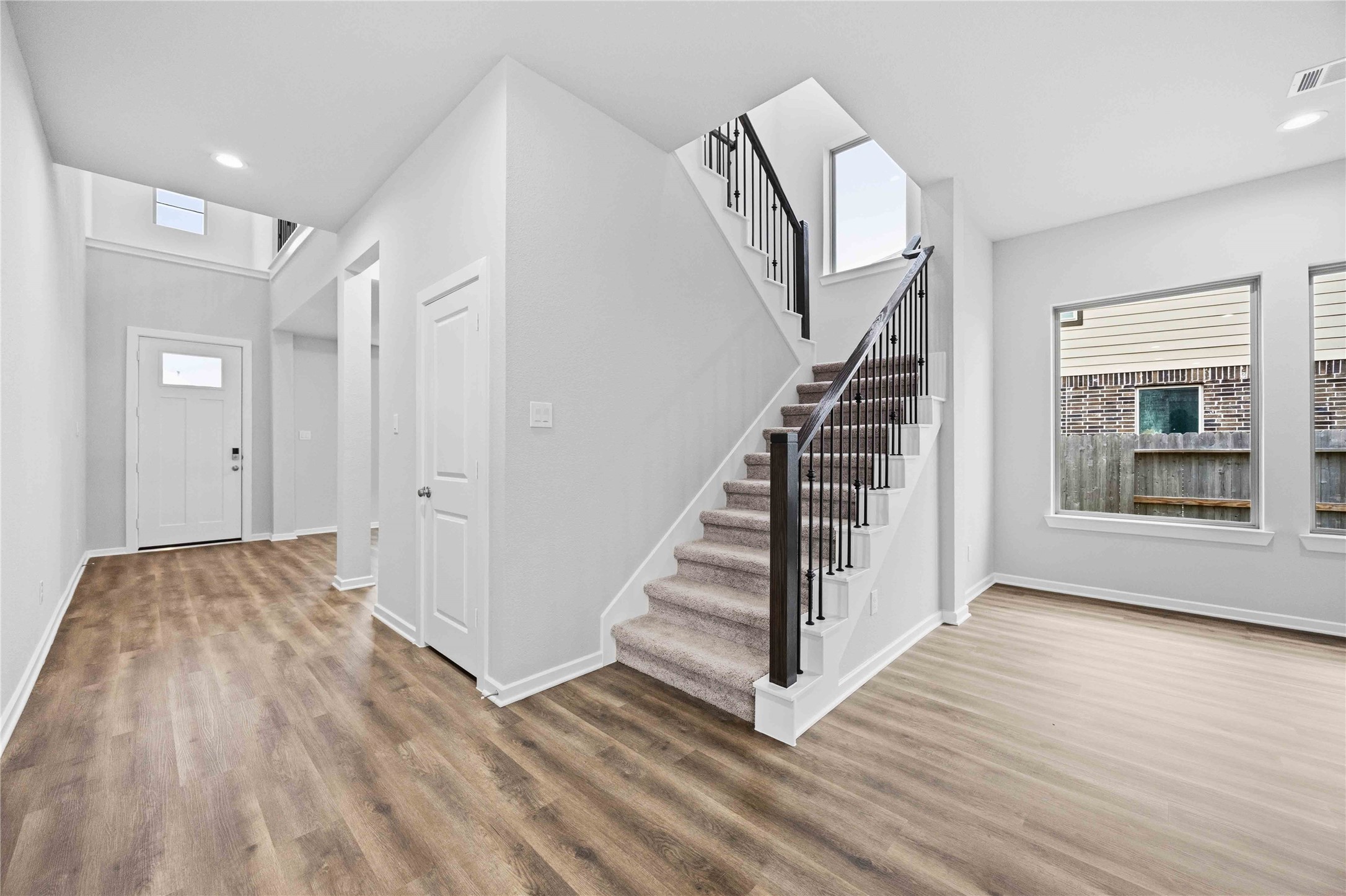 2808 Gran Castillo Drive Property Photo 4