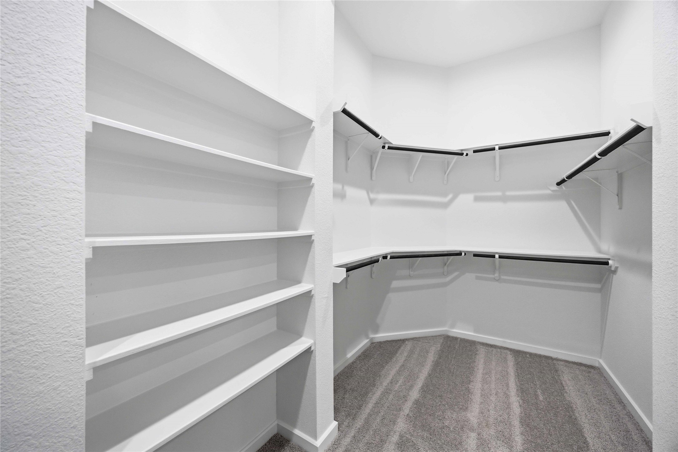 2808 Gran Castillo Drive Property Photo 25