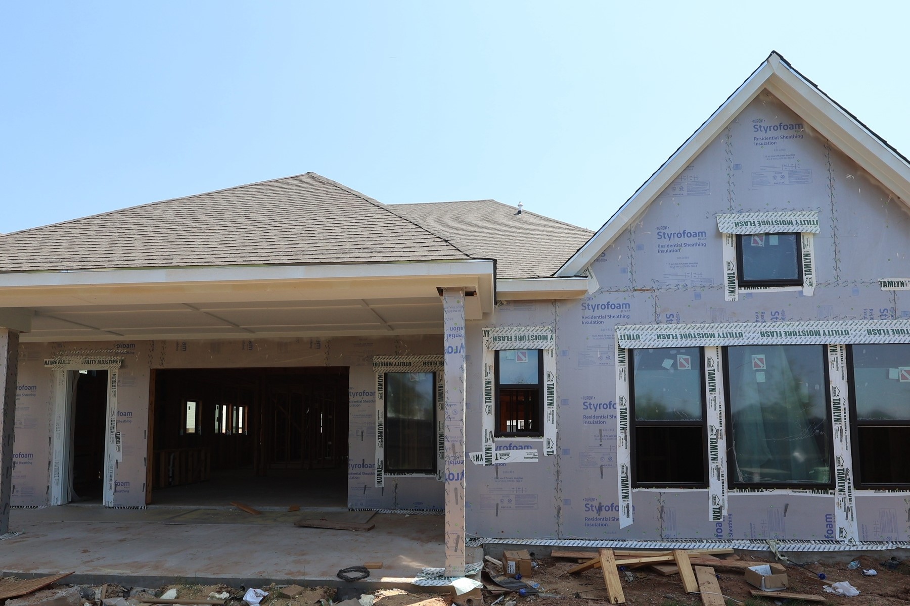 734 Hummingbird Haven Drive Property Photo 5