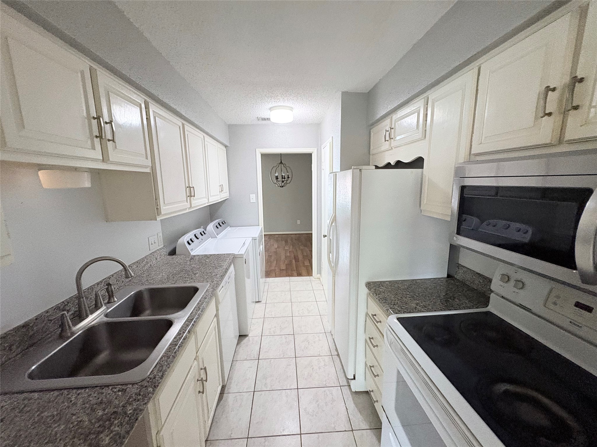 14551 Misty Meadow Lane Property Photo 5
