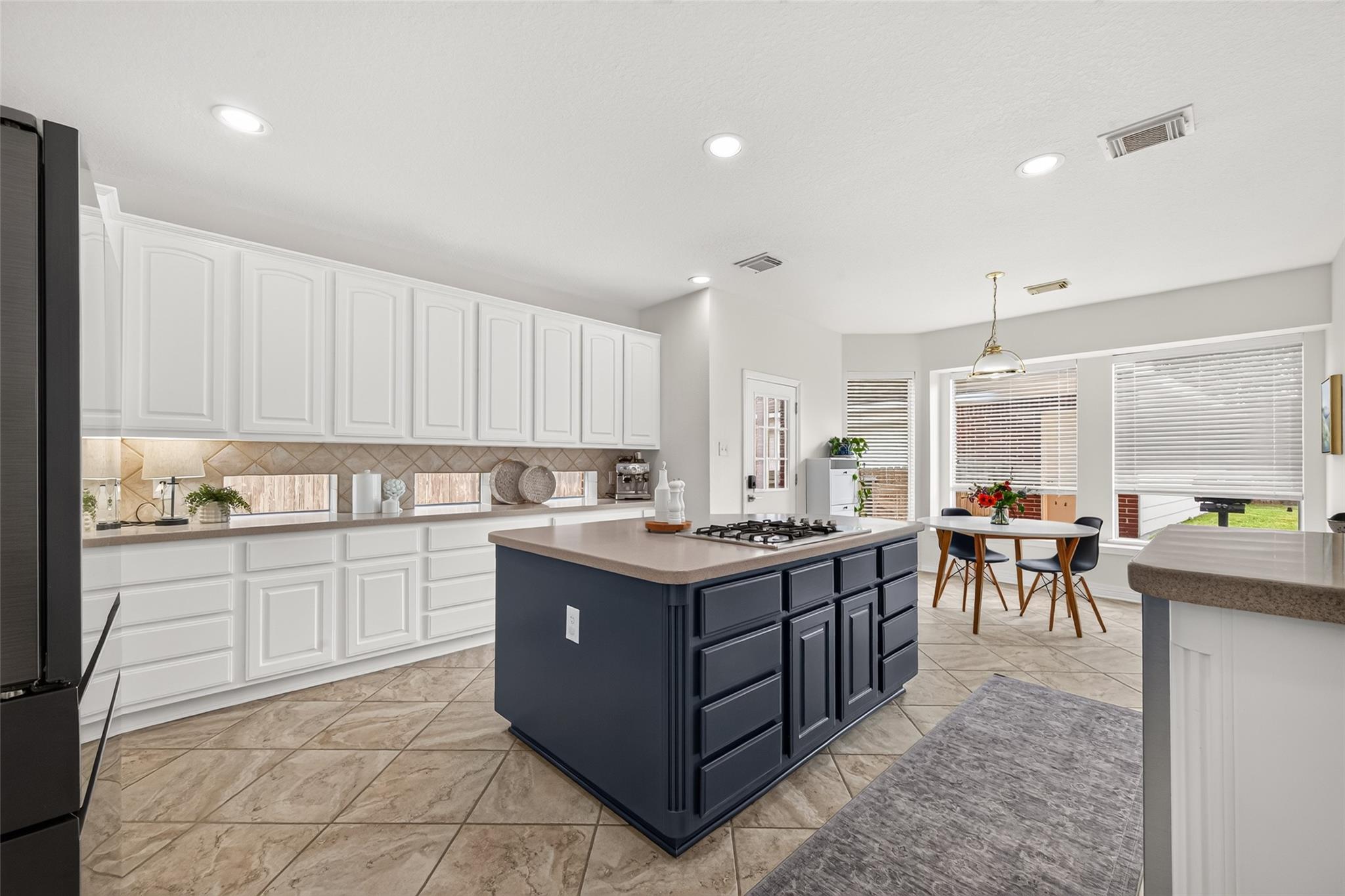 22451 Rustic Meadow Court Property Photo 15