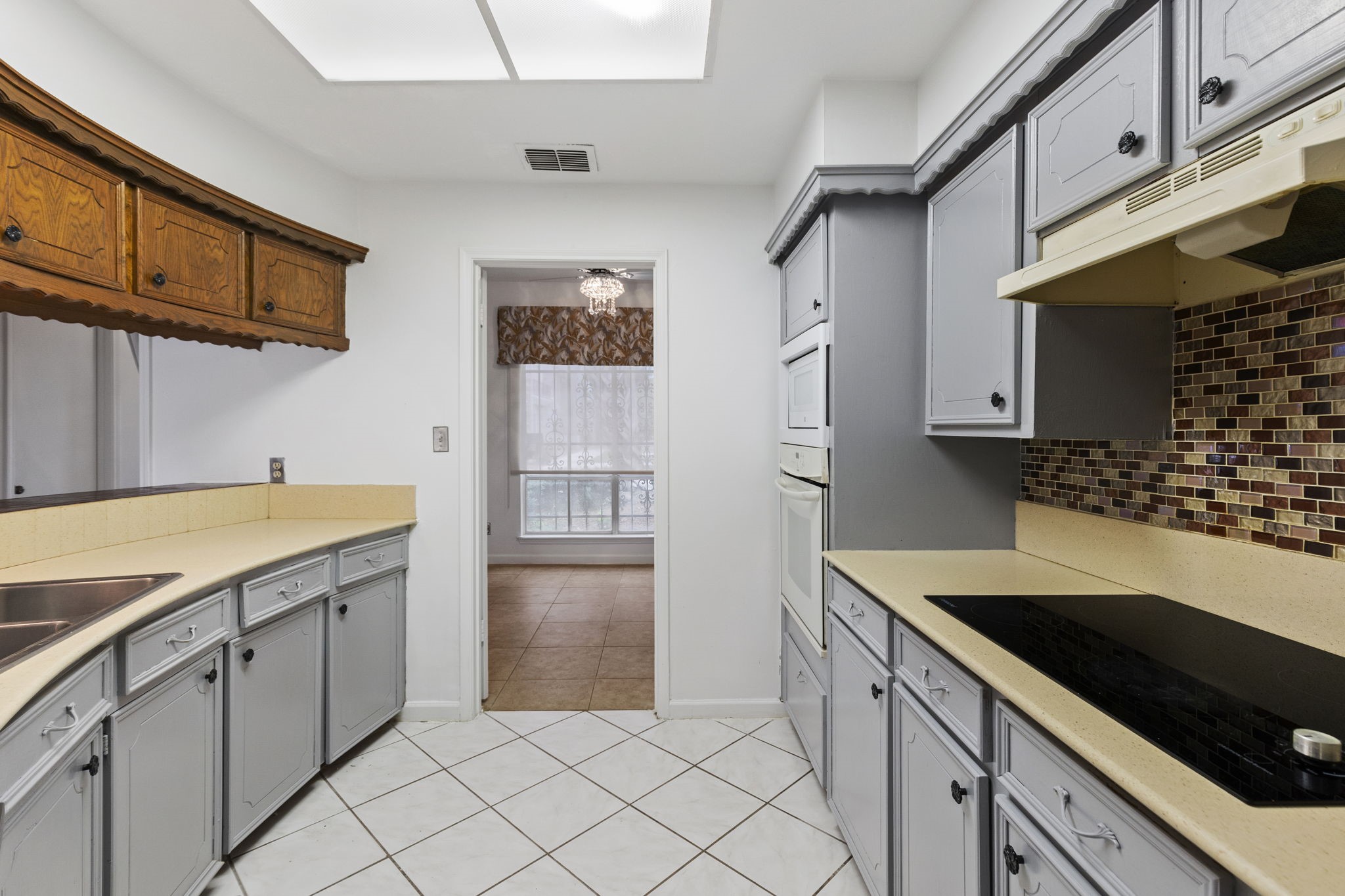 10728 Briar Forest Drive 35 Property Photo 7