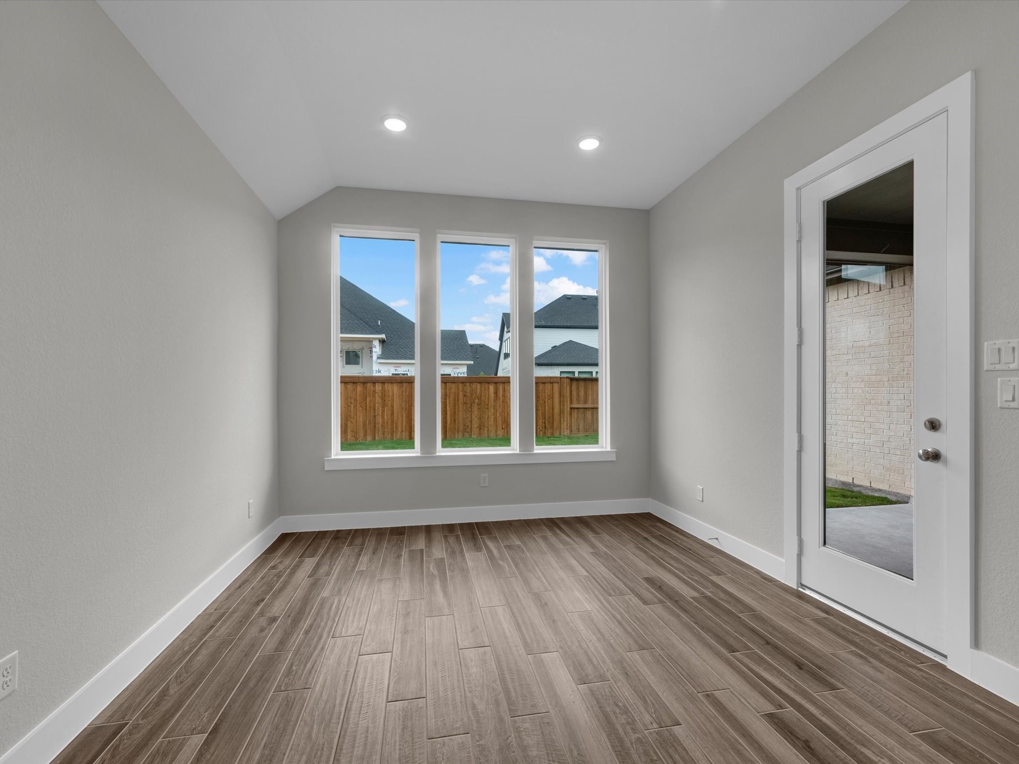 4748 Cascade Ridge Drive Property Photo 4