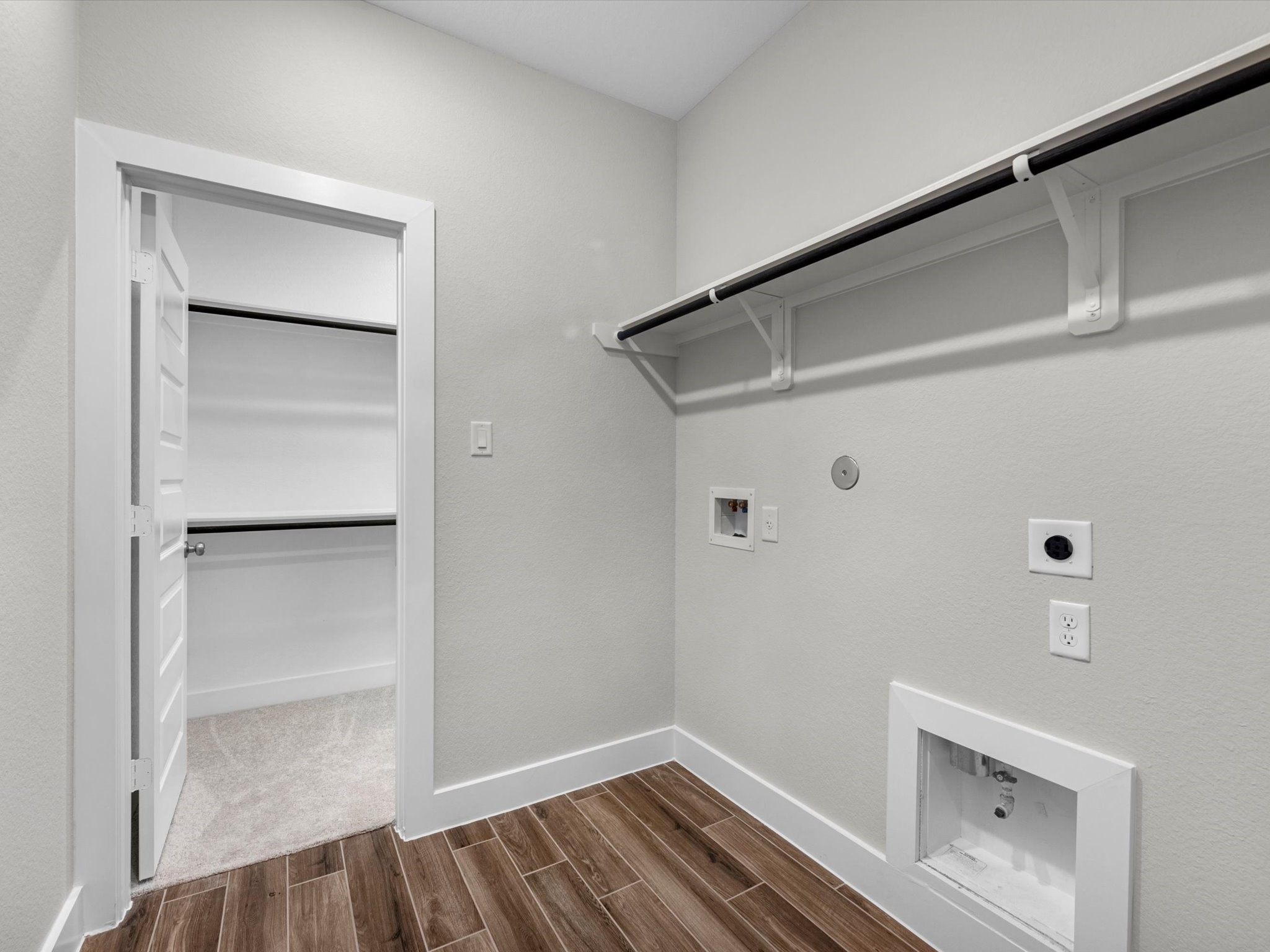 4748 Cascade Ridge Drive Property Photo 18