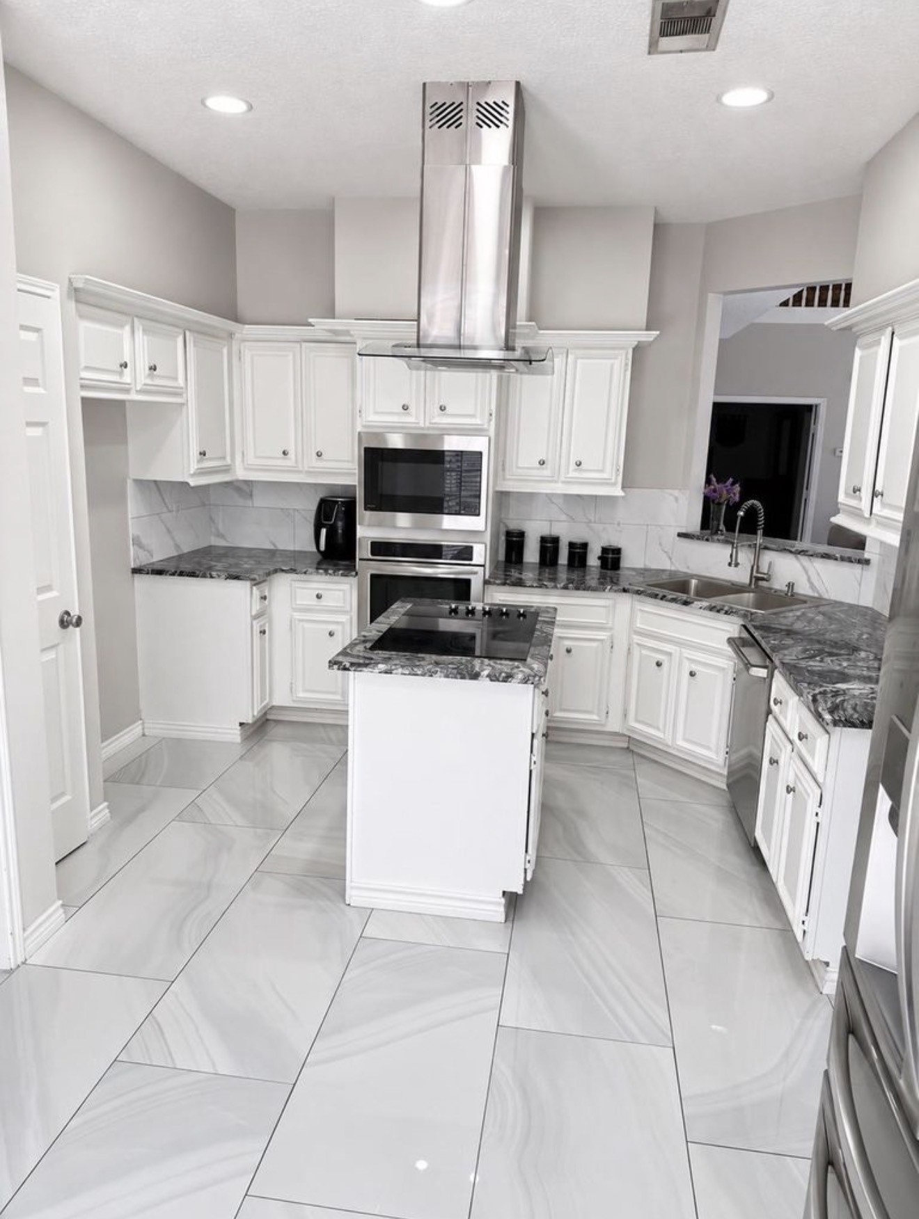 12522 Millscott Drive Property Photo 18