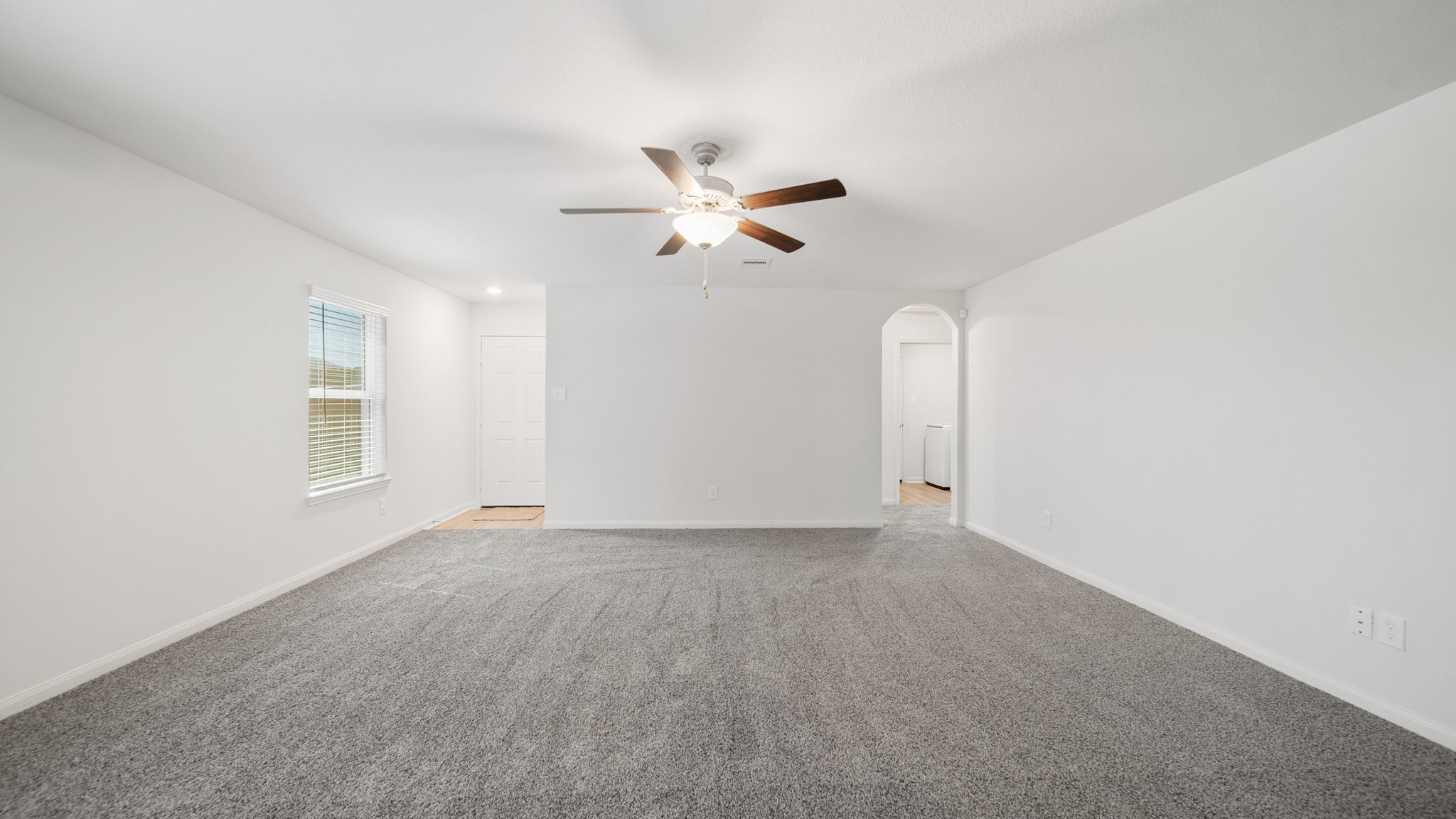 8410 Bermuda Blue Road Property Photo 6