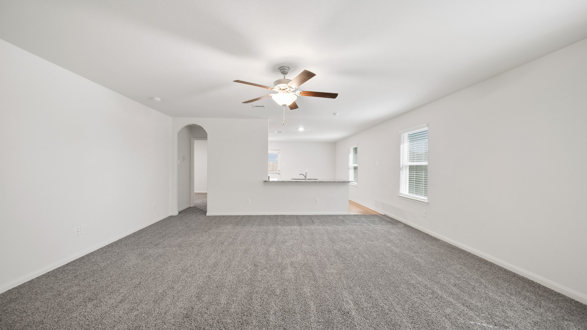 8410 Bermuda Blue Road Property Photo 9