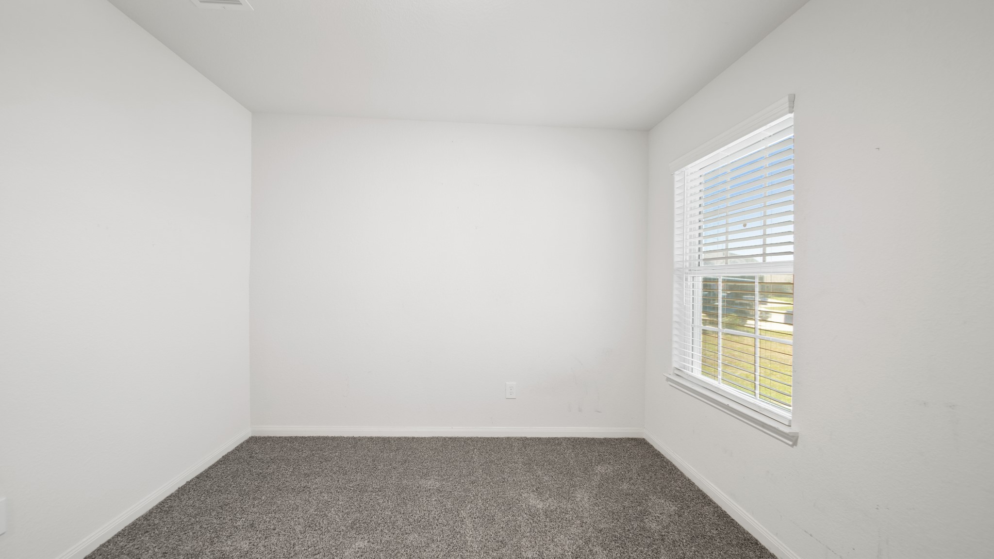 8410 Bermuda Blue Road Property Photo 17