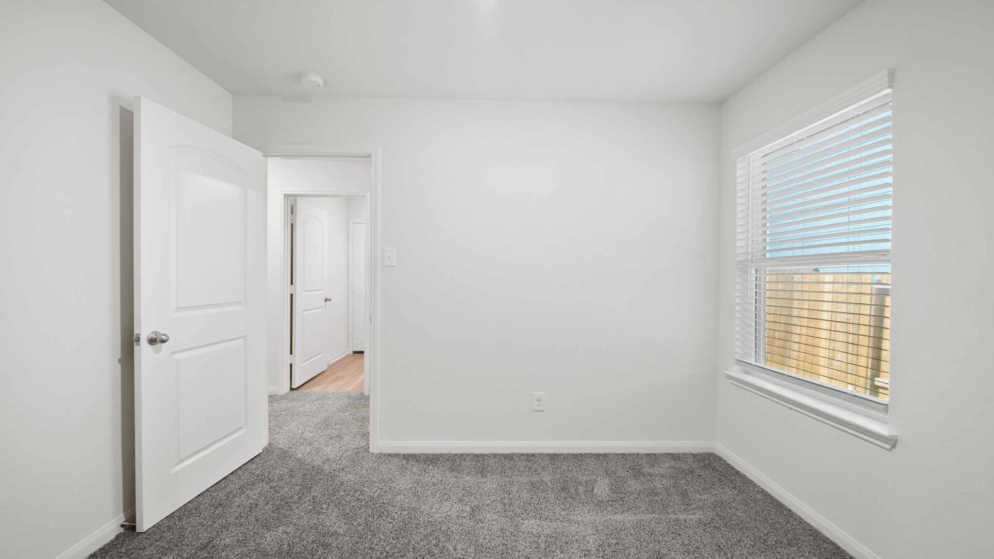 8410 Bermuda Blue Road Property Photo 20