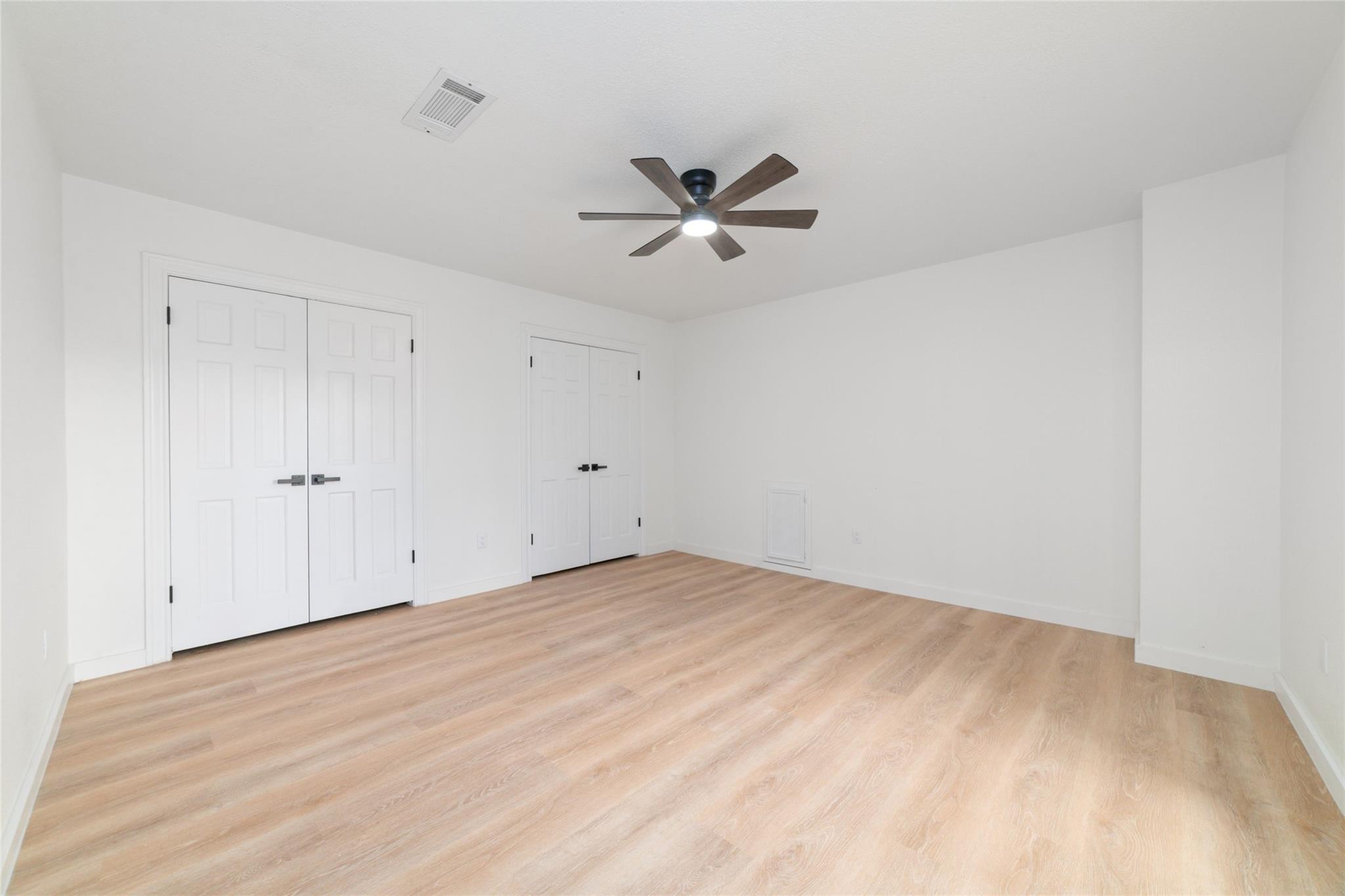 8322 Oak Moss Drive Property Photo 28