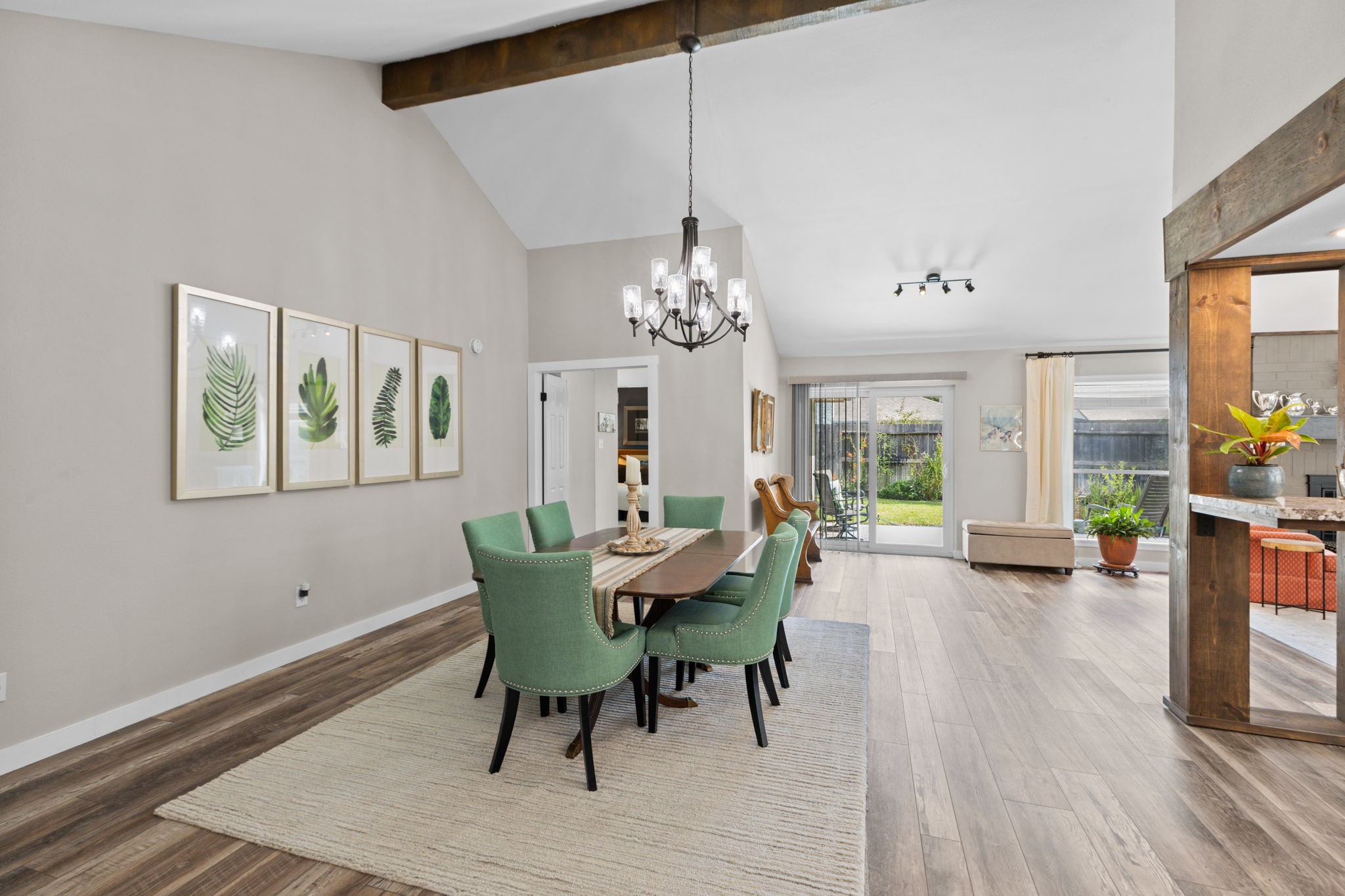 25318 Sugar Valley Lane Property Photo 8