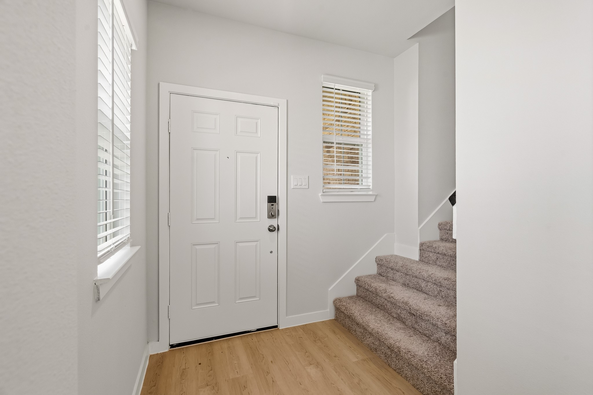 4022 Bay Court Property Photo 5