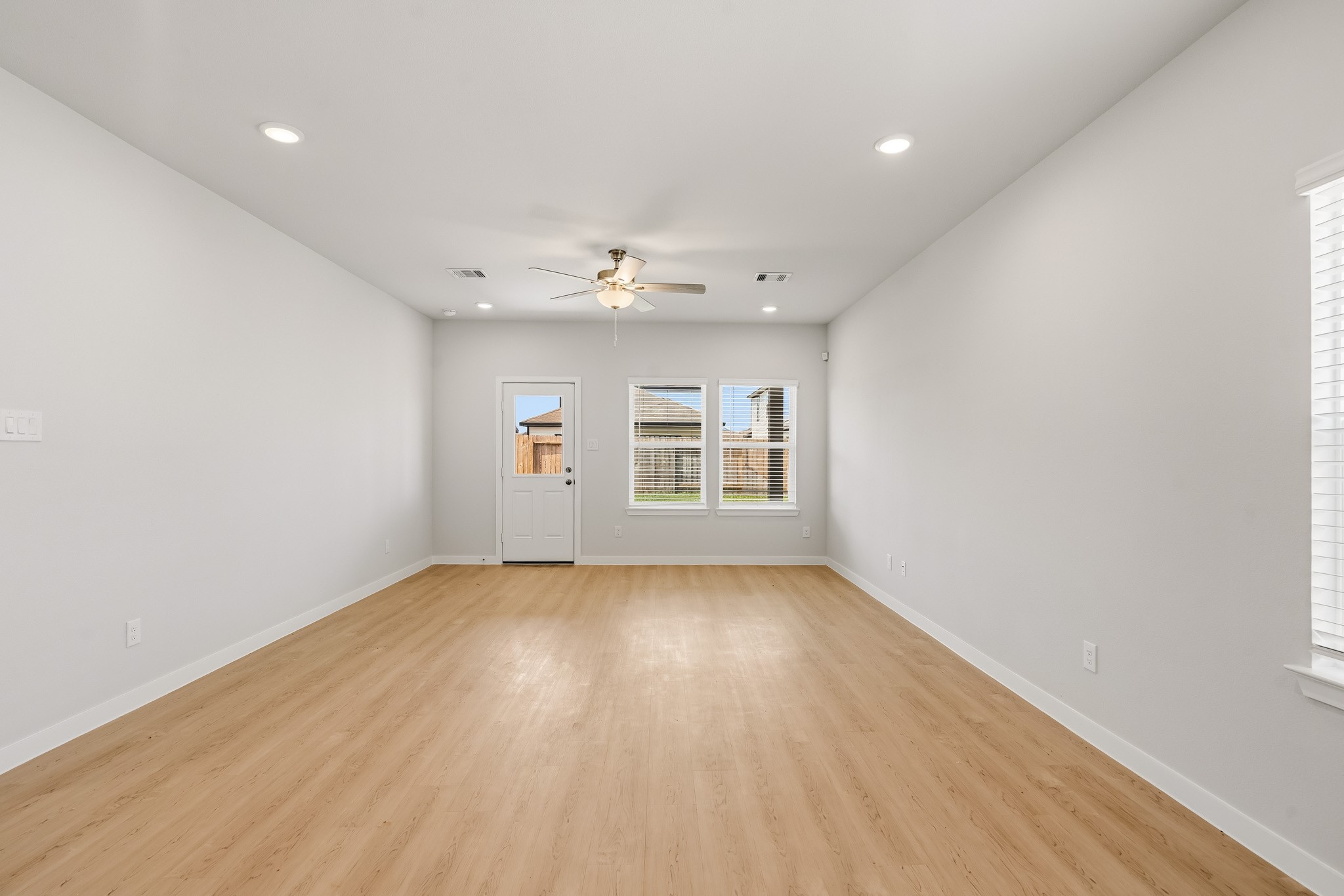 4022 Bay Court Property Photo 11