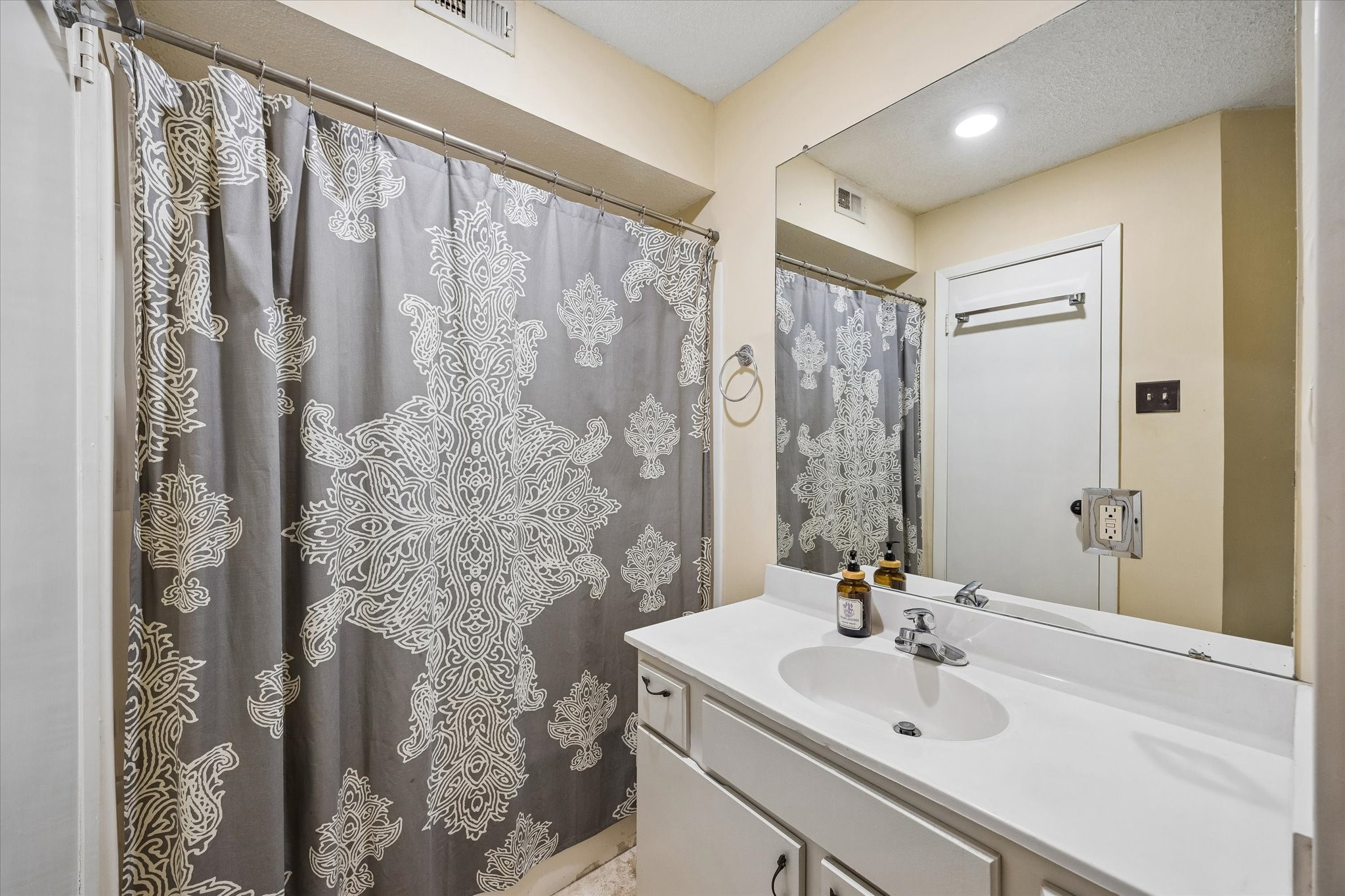 963 Althea Drive Property Photo 16