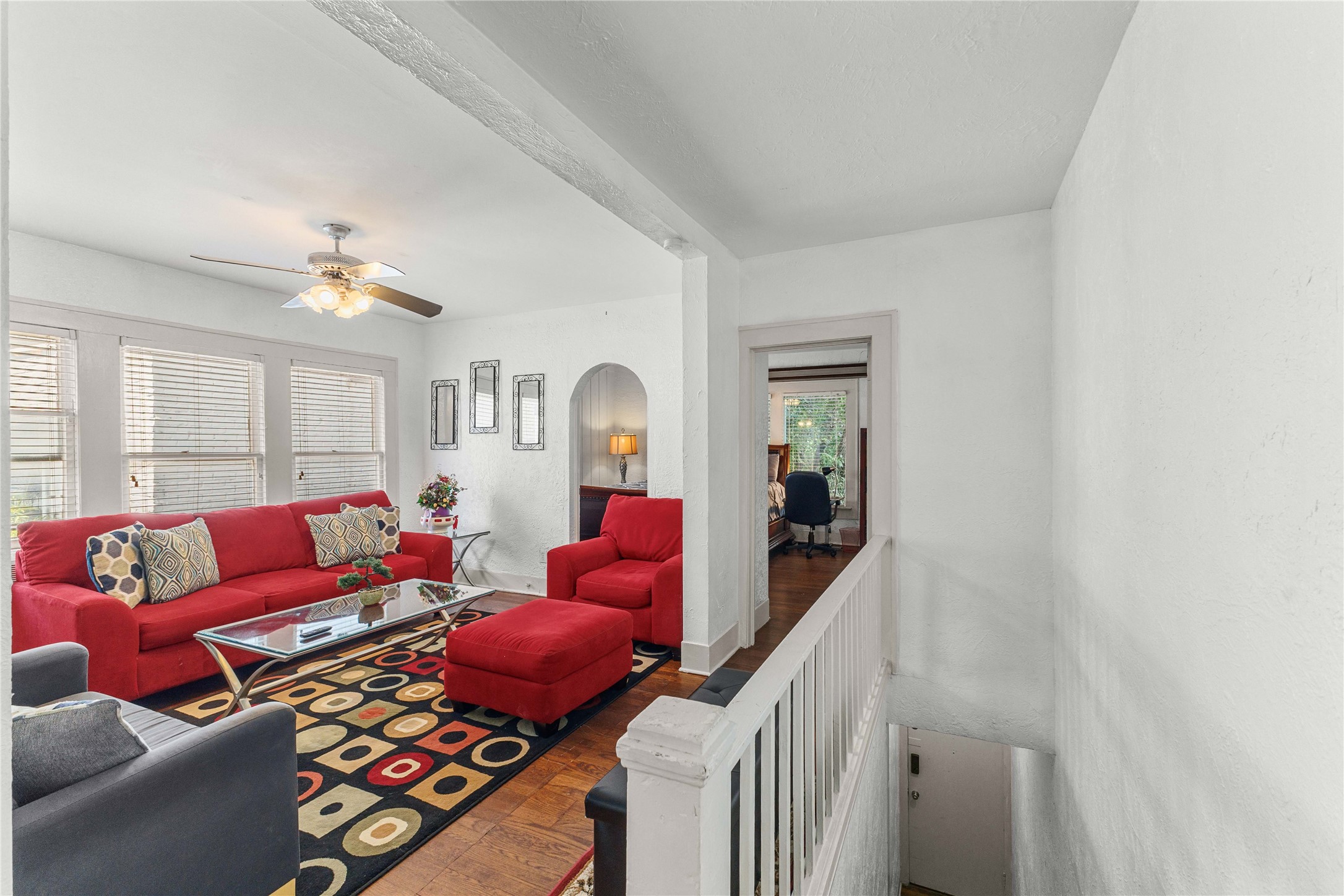 2511 Whitney B Property Photo 6