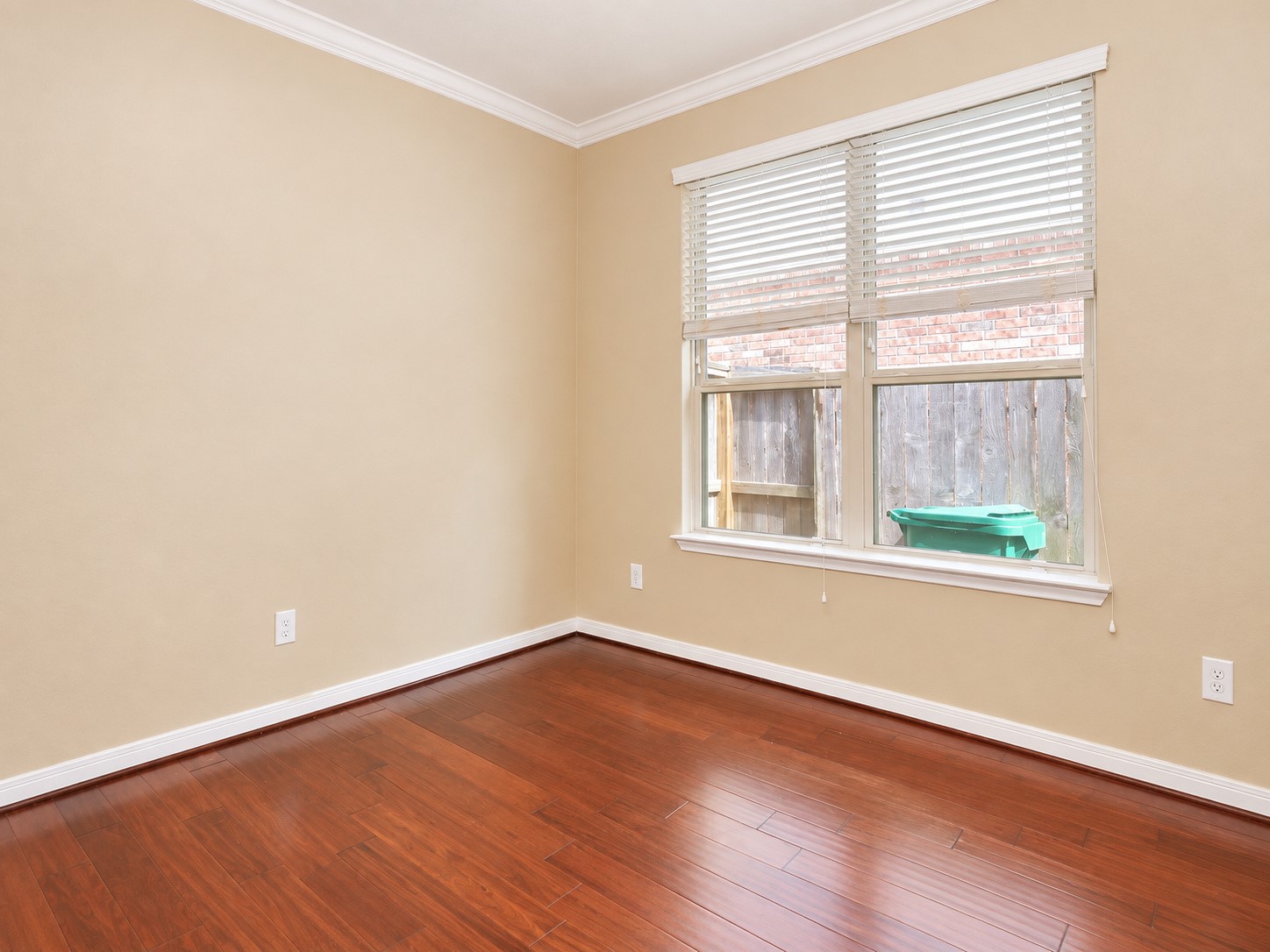 6410 Burgess Heights Lane Property Photo 10