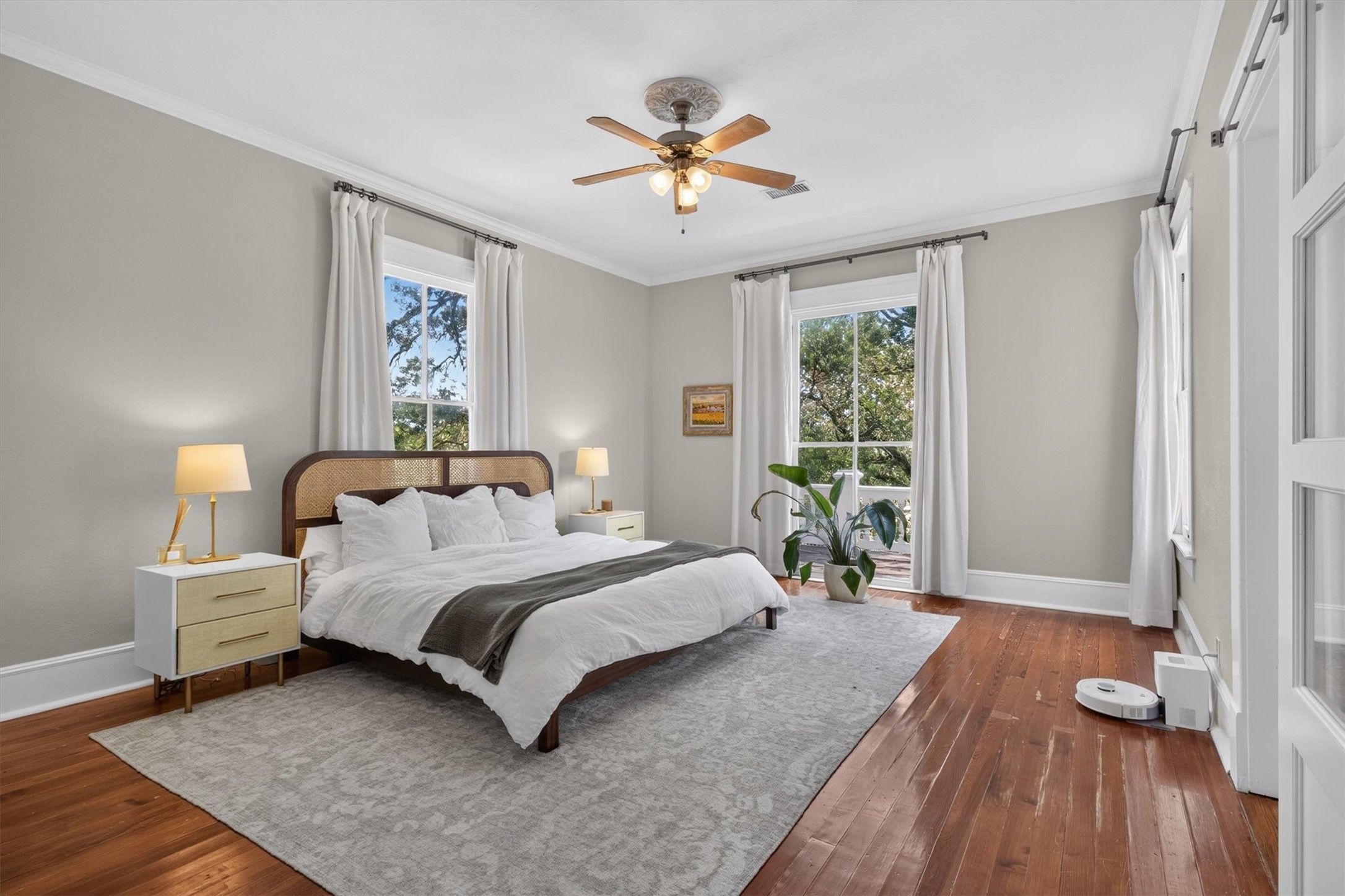 1324 Sealy Street Property Photo 16